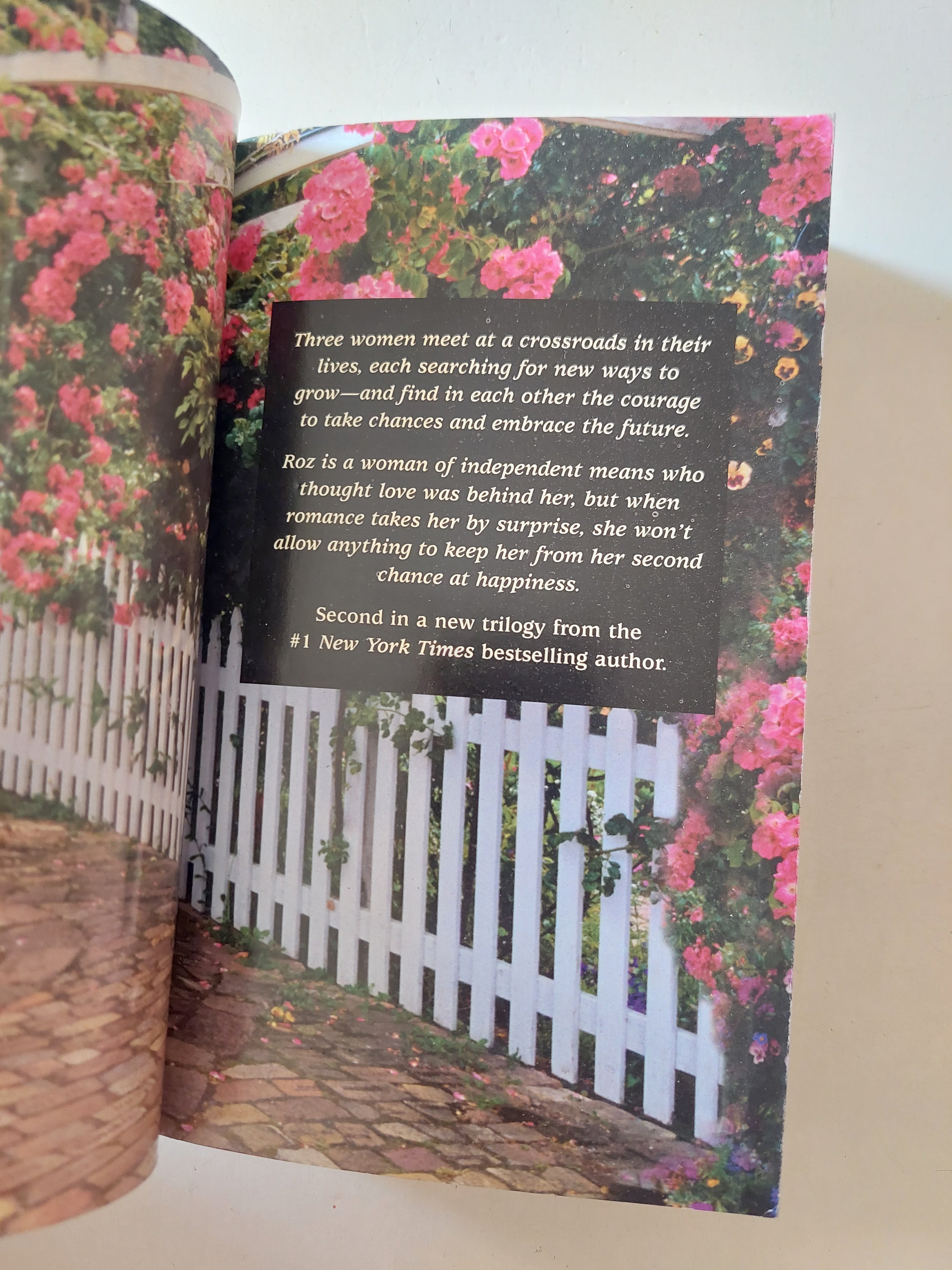 Black Rose / Nora Roberts - متجر كتب مصرمتجر كتب مصر