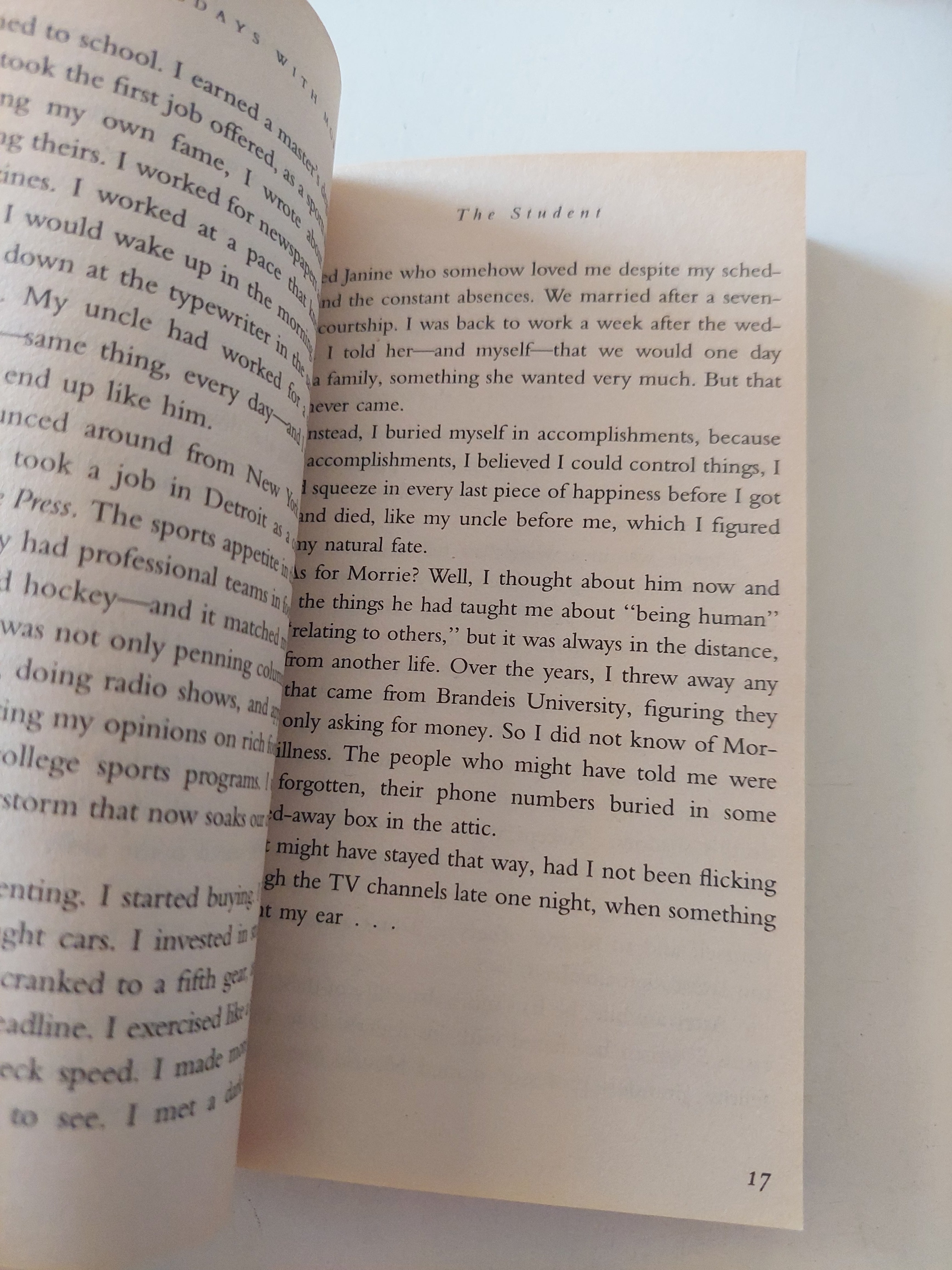 Tuesdays with Morrie / Mitch Albom - متجر كتب مصرمتجر كتب مصر