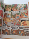 Asterix and the soothsayer / Goscinny and Uderzo - قطع كبير هارد كفر