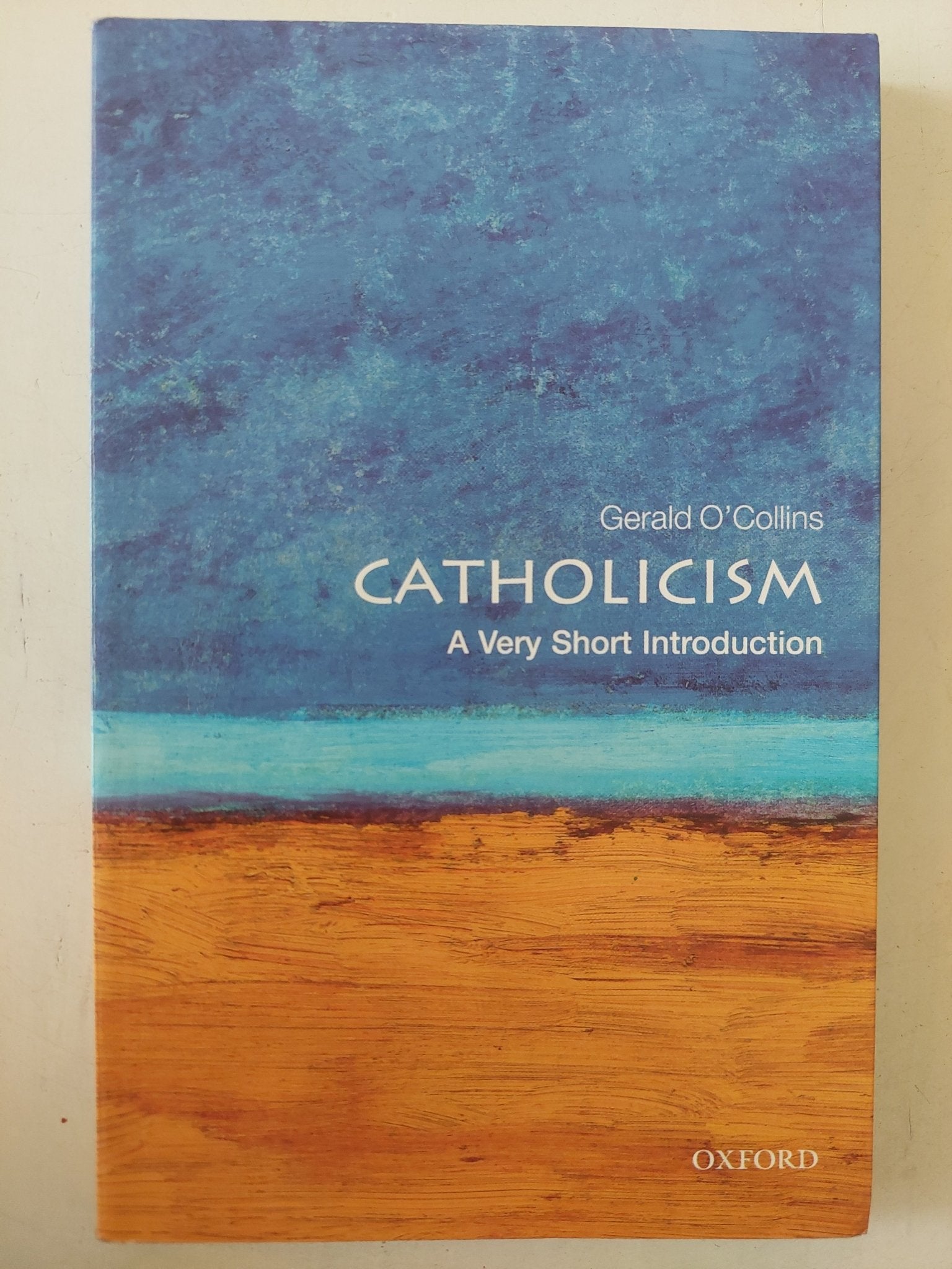 Catholicism a short introduction / Gerald O Collins - ملحق بالصور - متجر كتب مصر - متجر كتب مصر