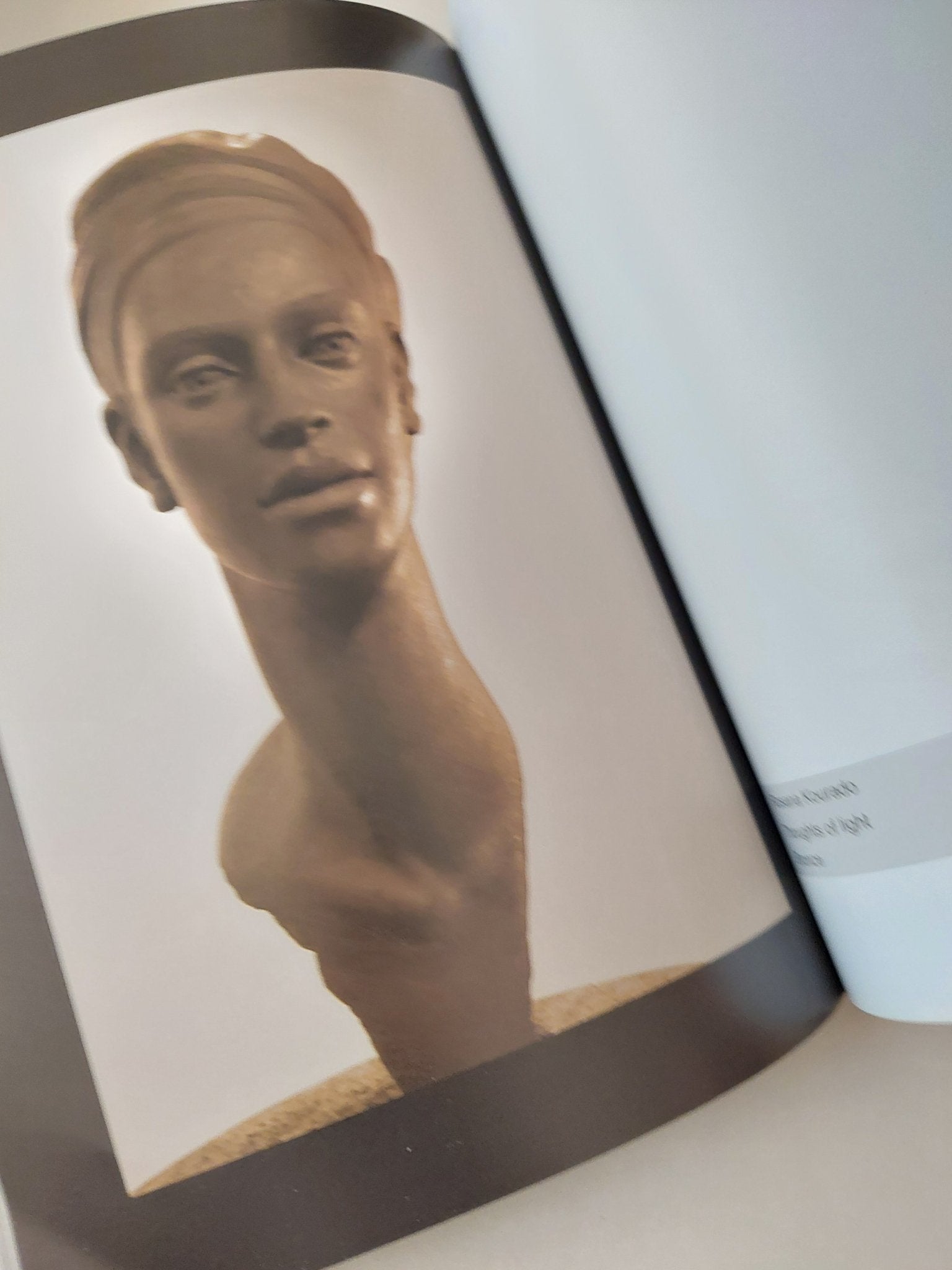 وجوه / Faces - قطع كبير ملحق بالصور - متجر كتب مصر - متجر كتب مصر