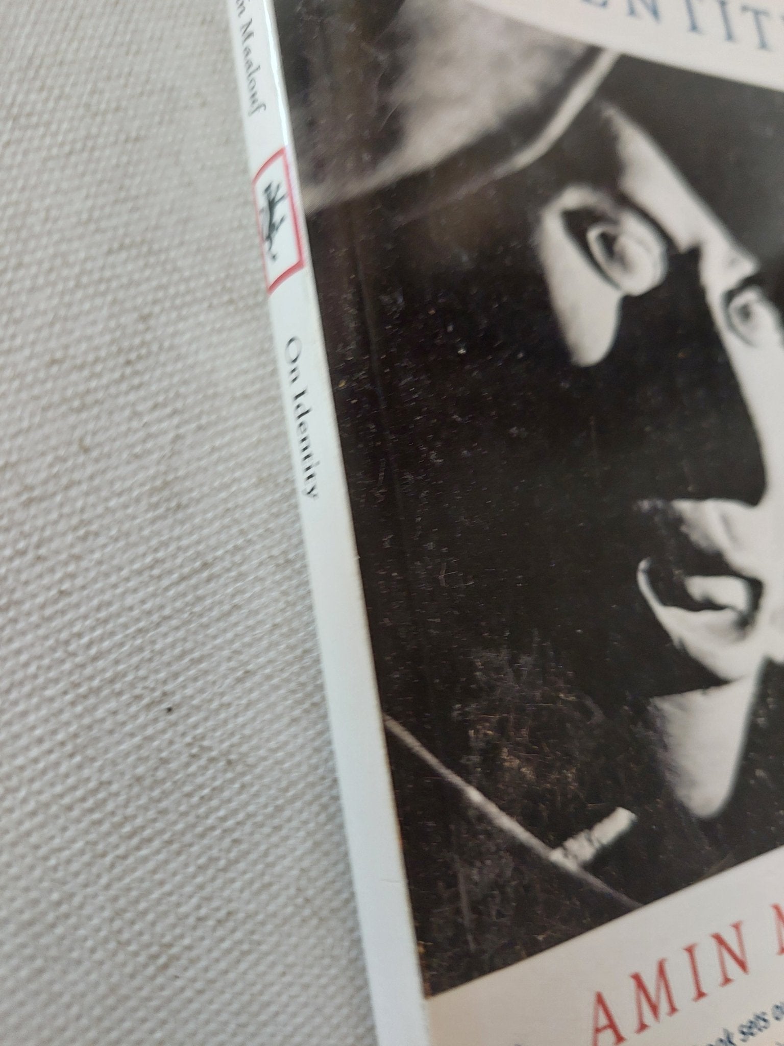 On identity / Amin Maalouf - متجر كتب مصر - متجر كتب مصر