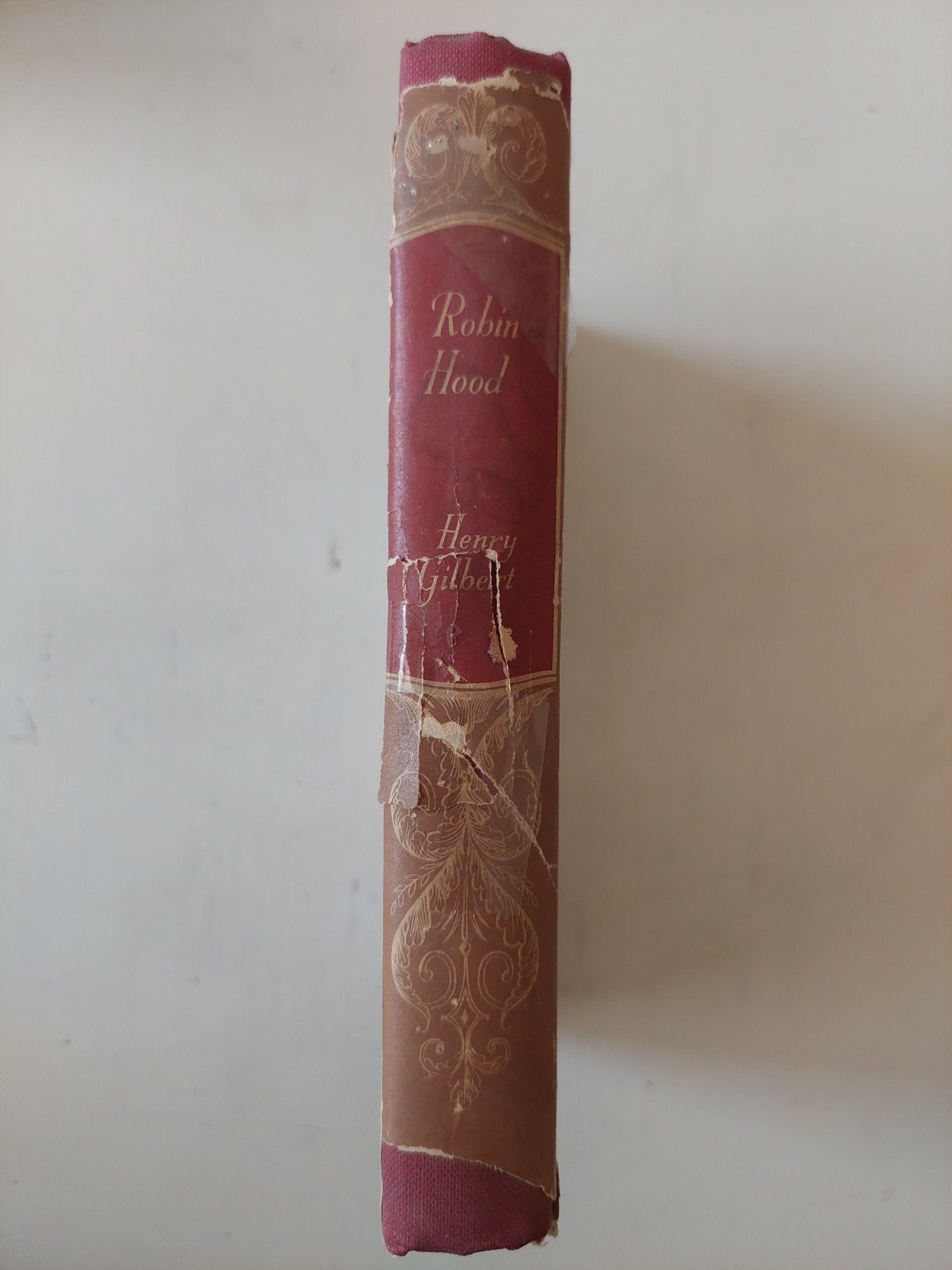 Robin Hood / Henry Gilbert - هارد كفر - متجر كتب مصر - متجر كتب مصر