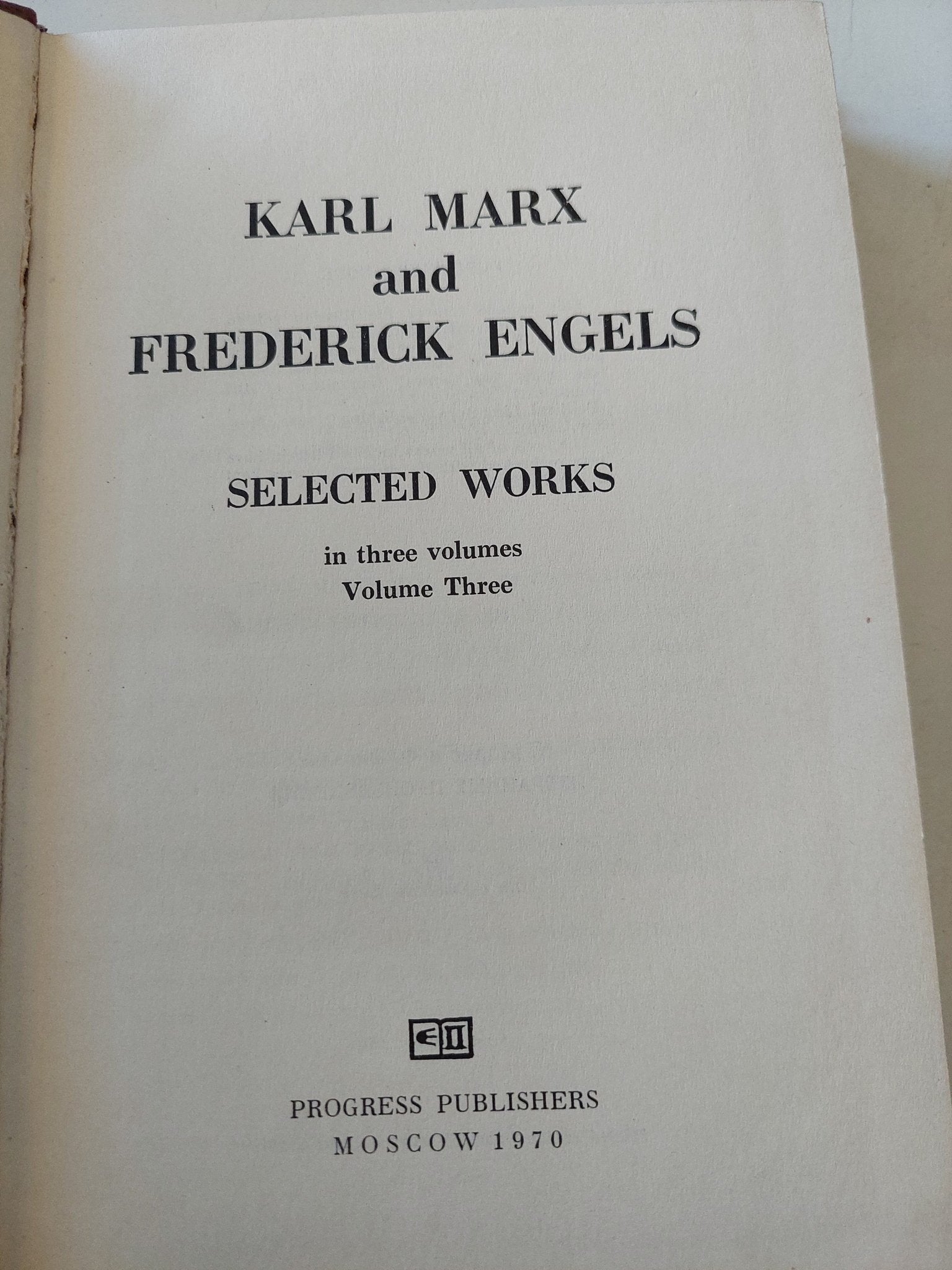 Selected works / Karl Marx & Frederick Engels - ٣ أجزاء هارد كفر - متجر كتب مصر - المكتبة الفلسفية