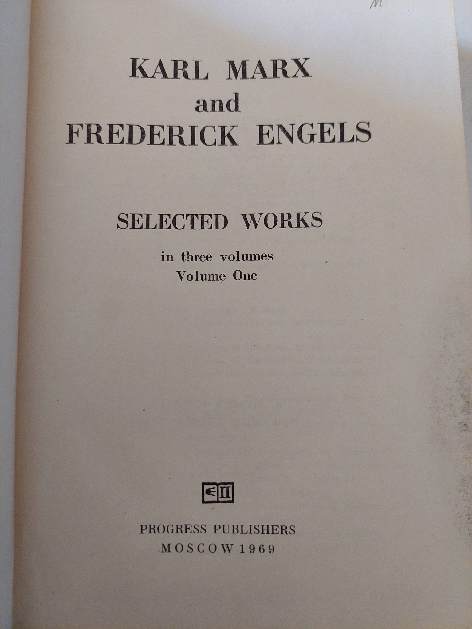 Selected works / Karl Marx & Frederick Engels - ٣ أجزاء هارد كفر - متجر كتب مصر - المكتبة الفلسفية
