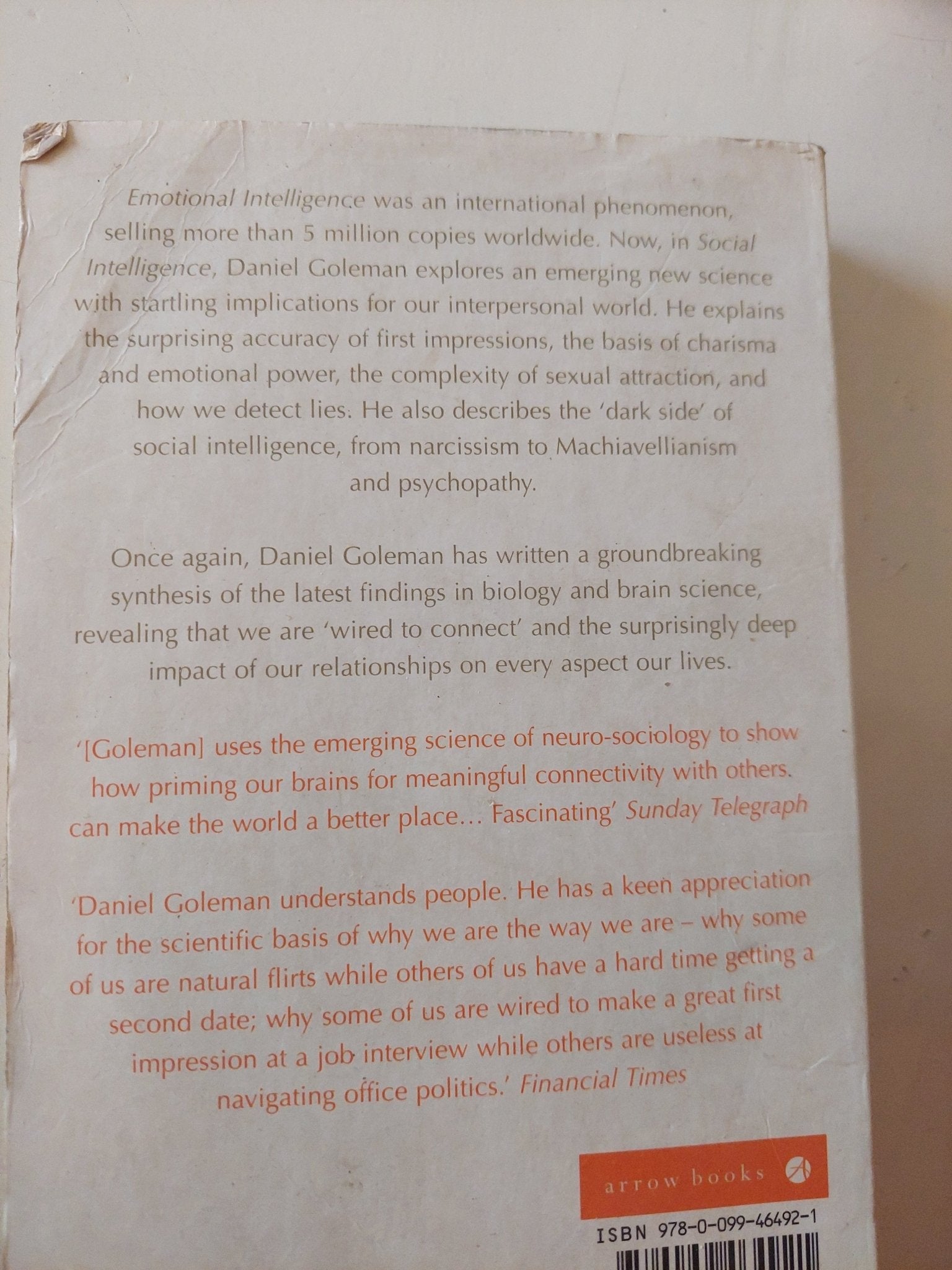 Social Intelligence / Daniel Goleman - متجر كتب مصر - متجر كتب مصر