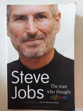 Steve Jobs the man who thought different / Karen Blumenthal - متجر كتب مصر - متجر كتب مصر