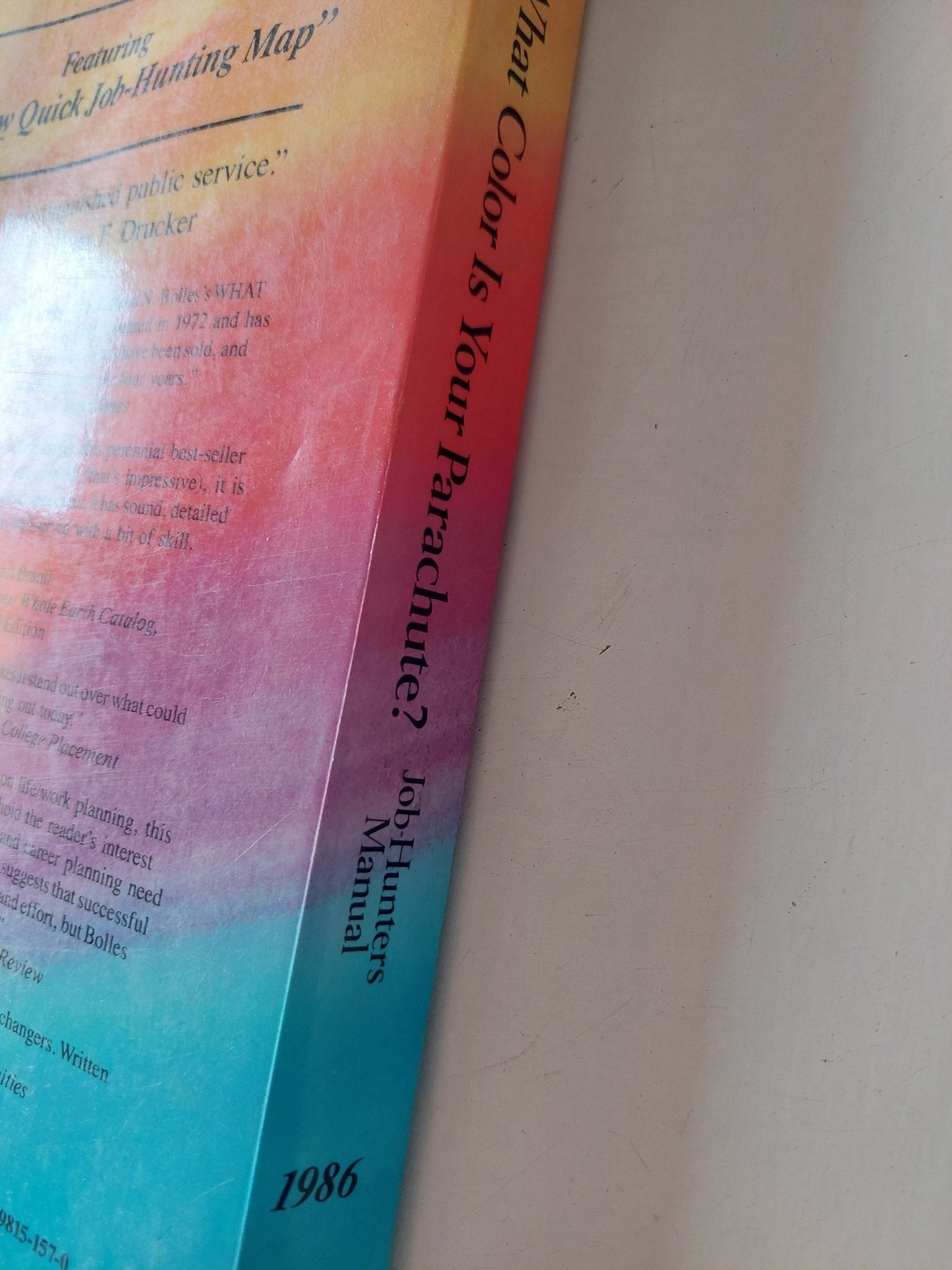 the 1986 what color is your parachute ? / Richard Nelson Bolles - متجر كتب مصر - متجر كتب مصر