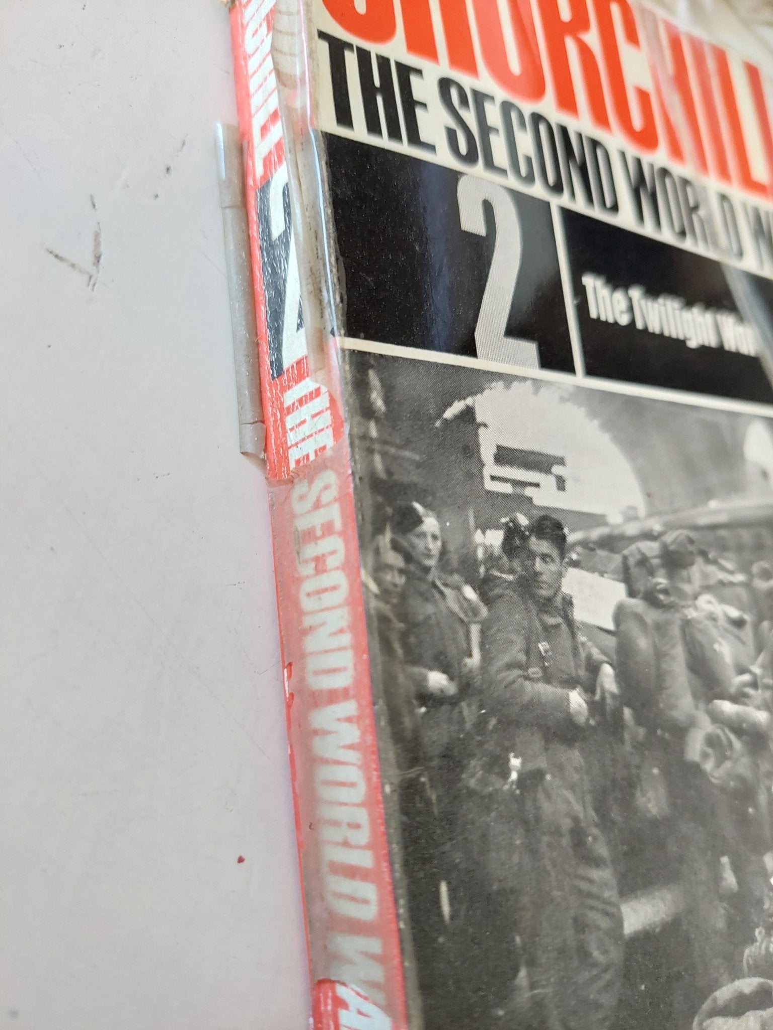 The second world war .. 2 the twilight war / Churchill - متجر كتب مصر - متجر كتب مصر