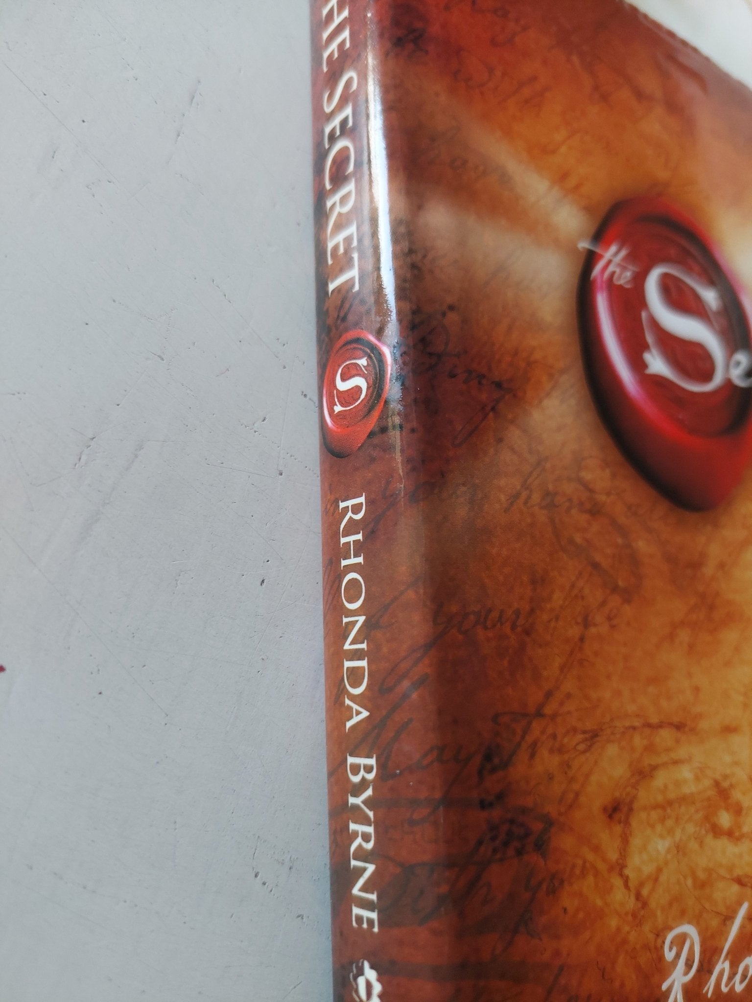 The Secret / Rhonda Byrne - هارد كفر - متجر كتب مصر - متجر كتب مصر