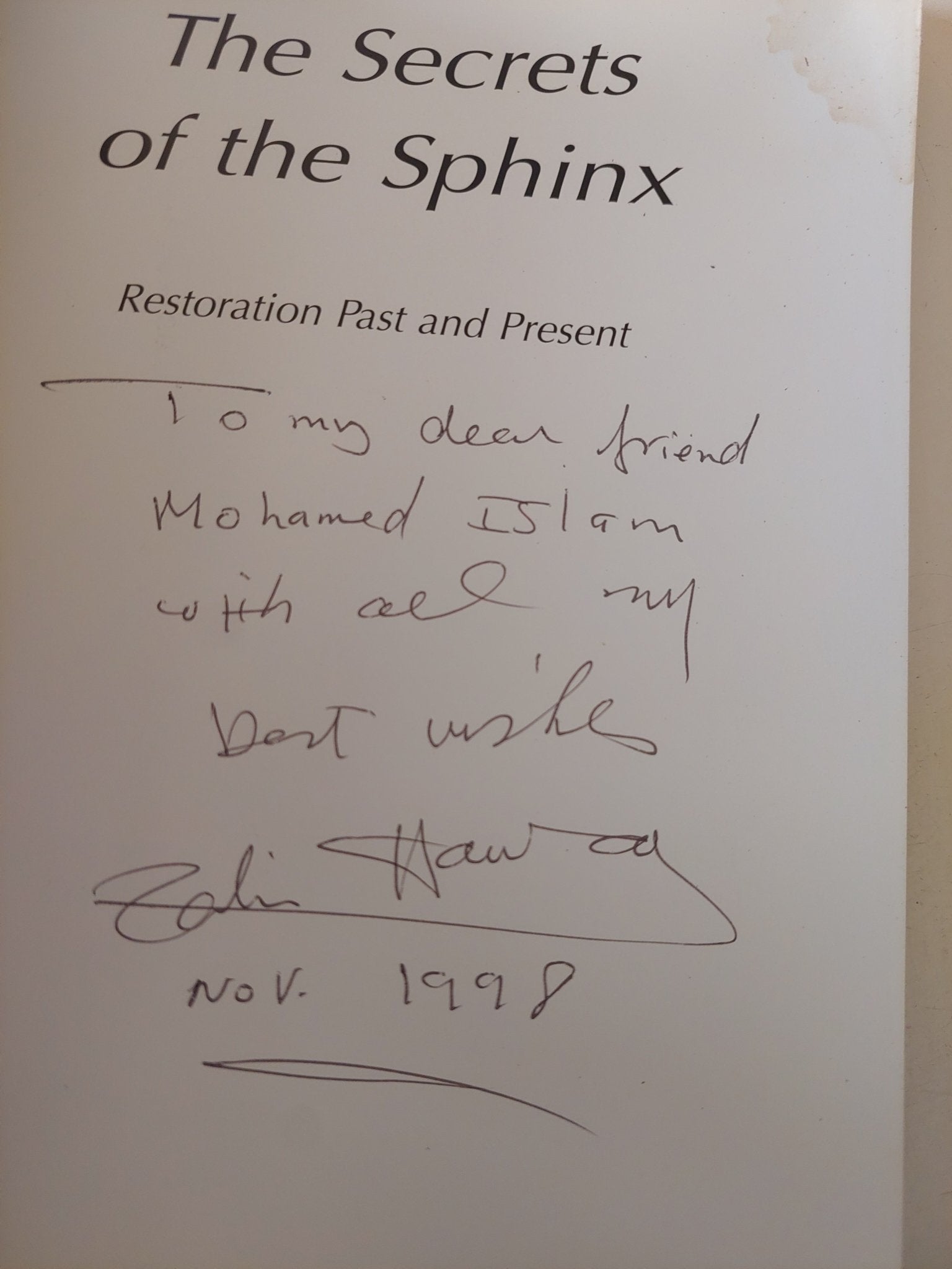 the secrets of the Sphinx / Zahi Hawas - إهداء خاص من المؤلف - متجر كتب مصر - متجر كتب مصر