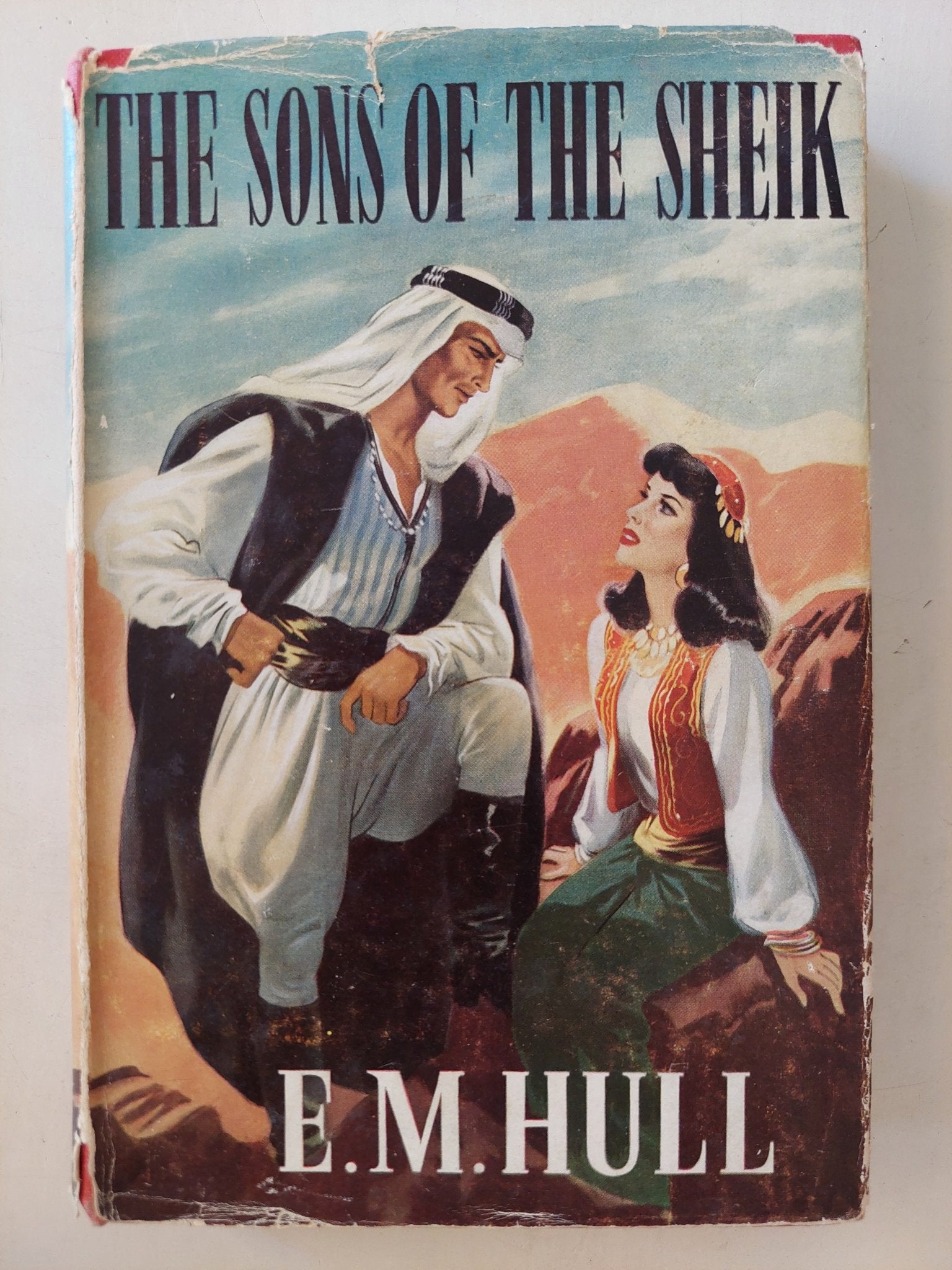The sons of the sheik / E M Hull - هارد كفر - متجر كتب مصرمتجر كتب مصر