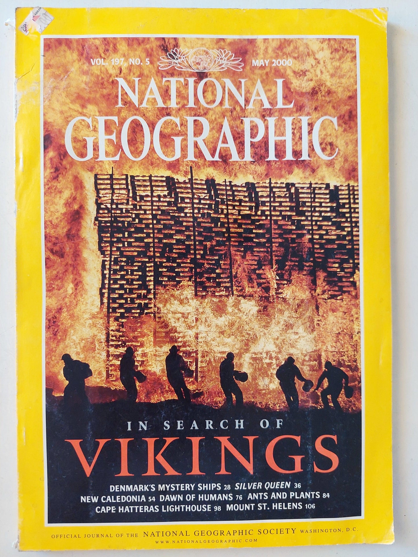 National Geographic May 2000 - متجر كتب مصر