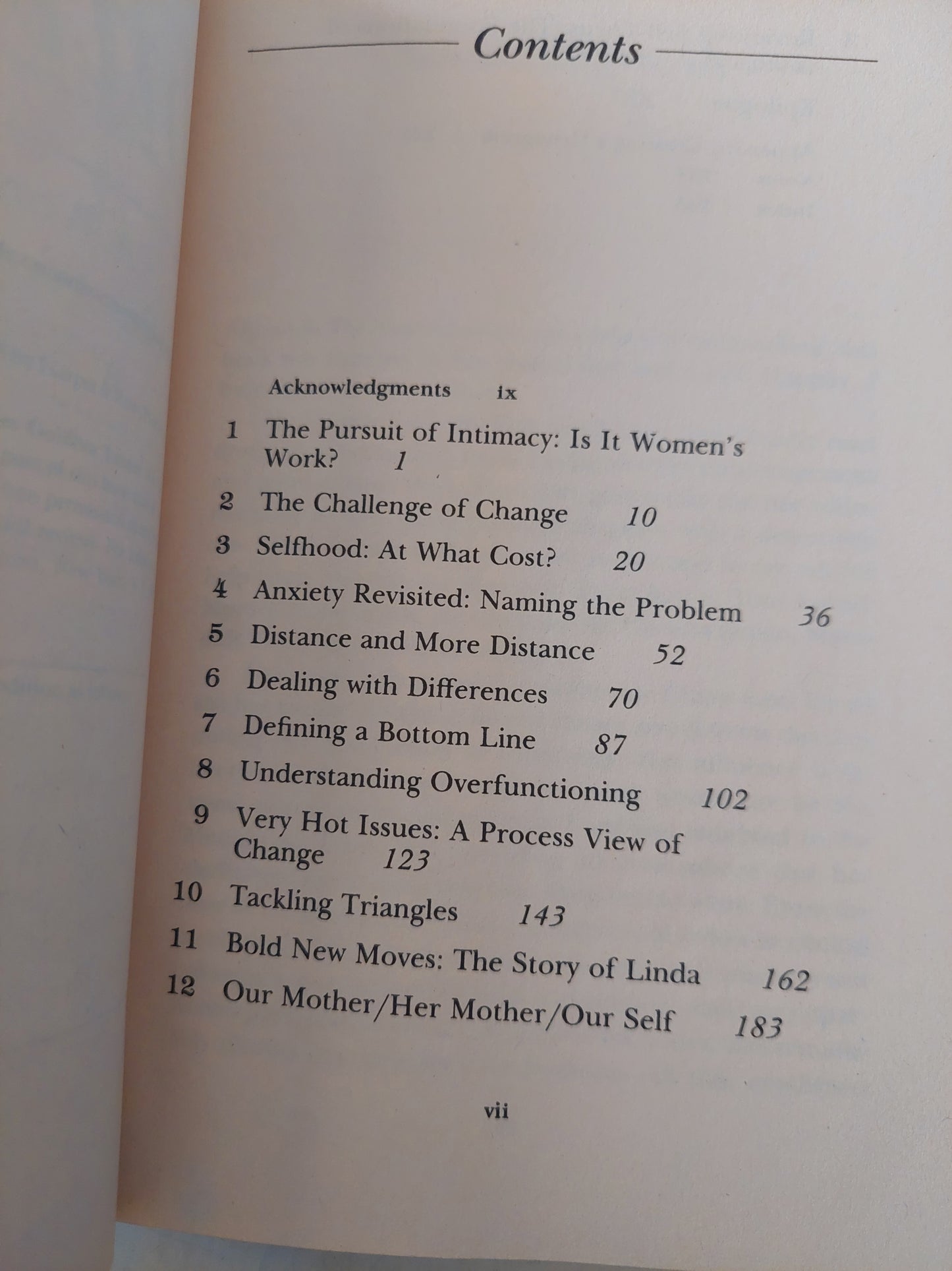 The Dance of Intimacy: A Woman's Guide to Courageous Acts of Change in Key Relationships - Harriet Lerner