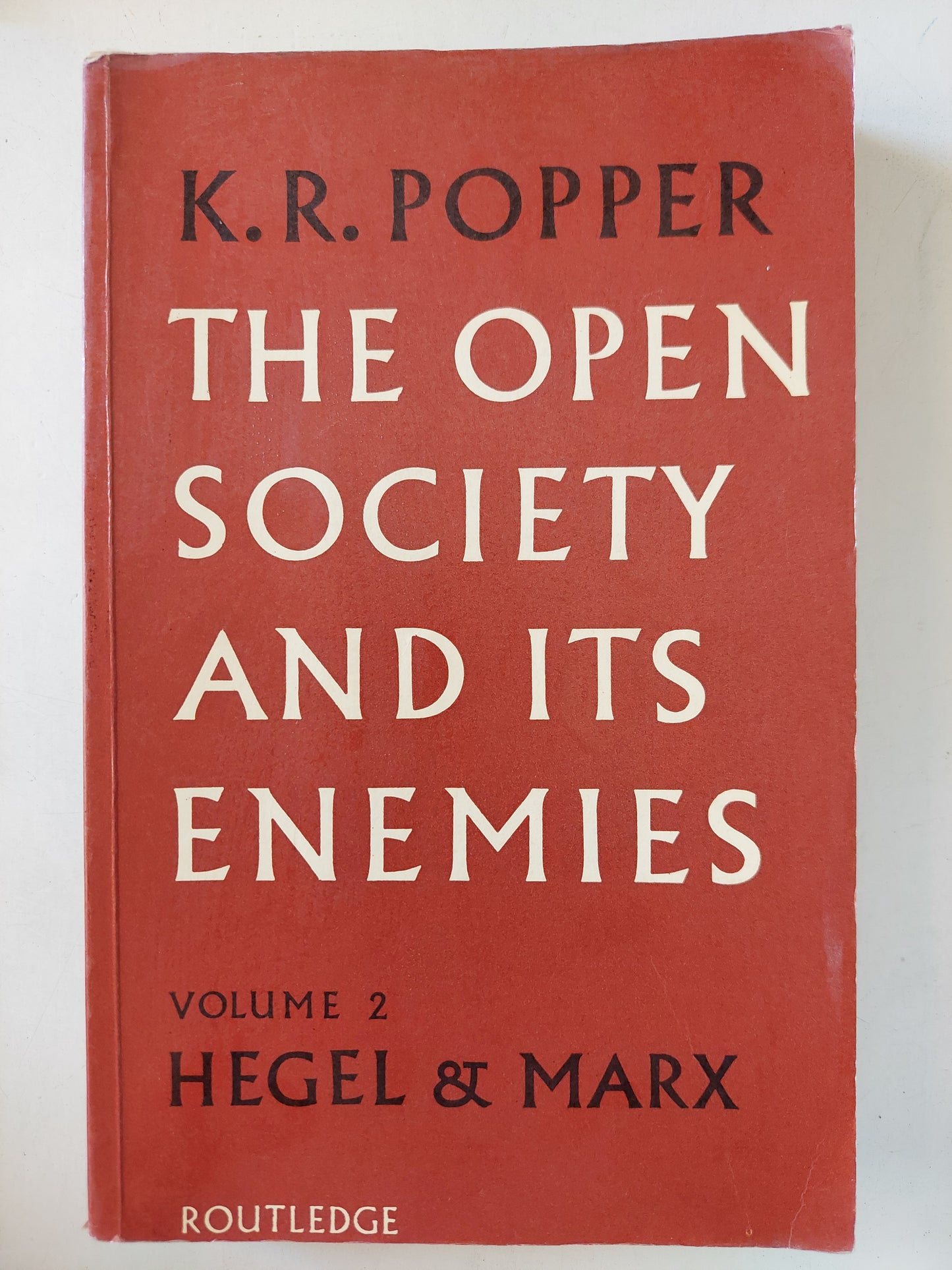 The open society and its enemies / Karl Popper