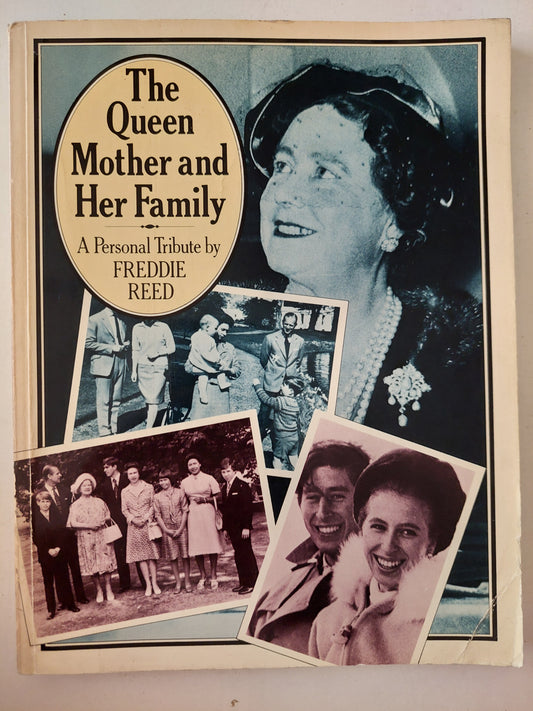 The queen mother and her family .. a personal tribute by Freddie Reed - قطع كبير ملحق بالصور