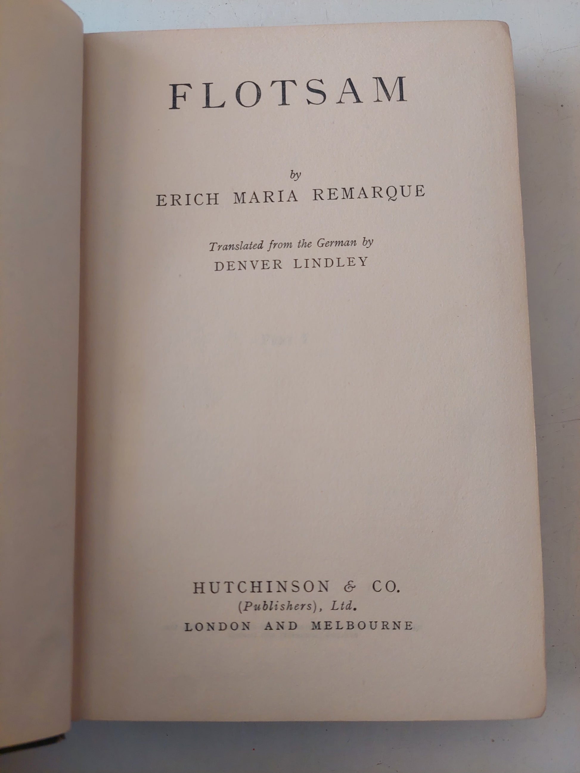 Flotsam / Erich Maria Remarque - هارد كفر