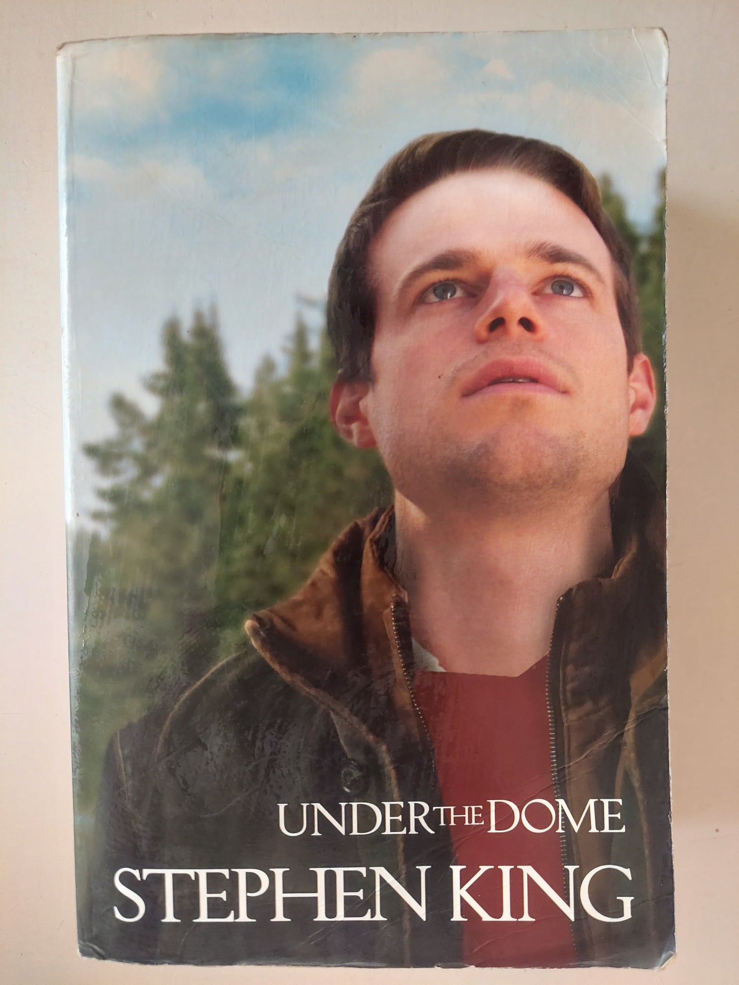 Under the dome / Stephen King