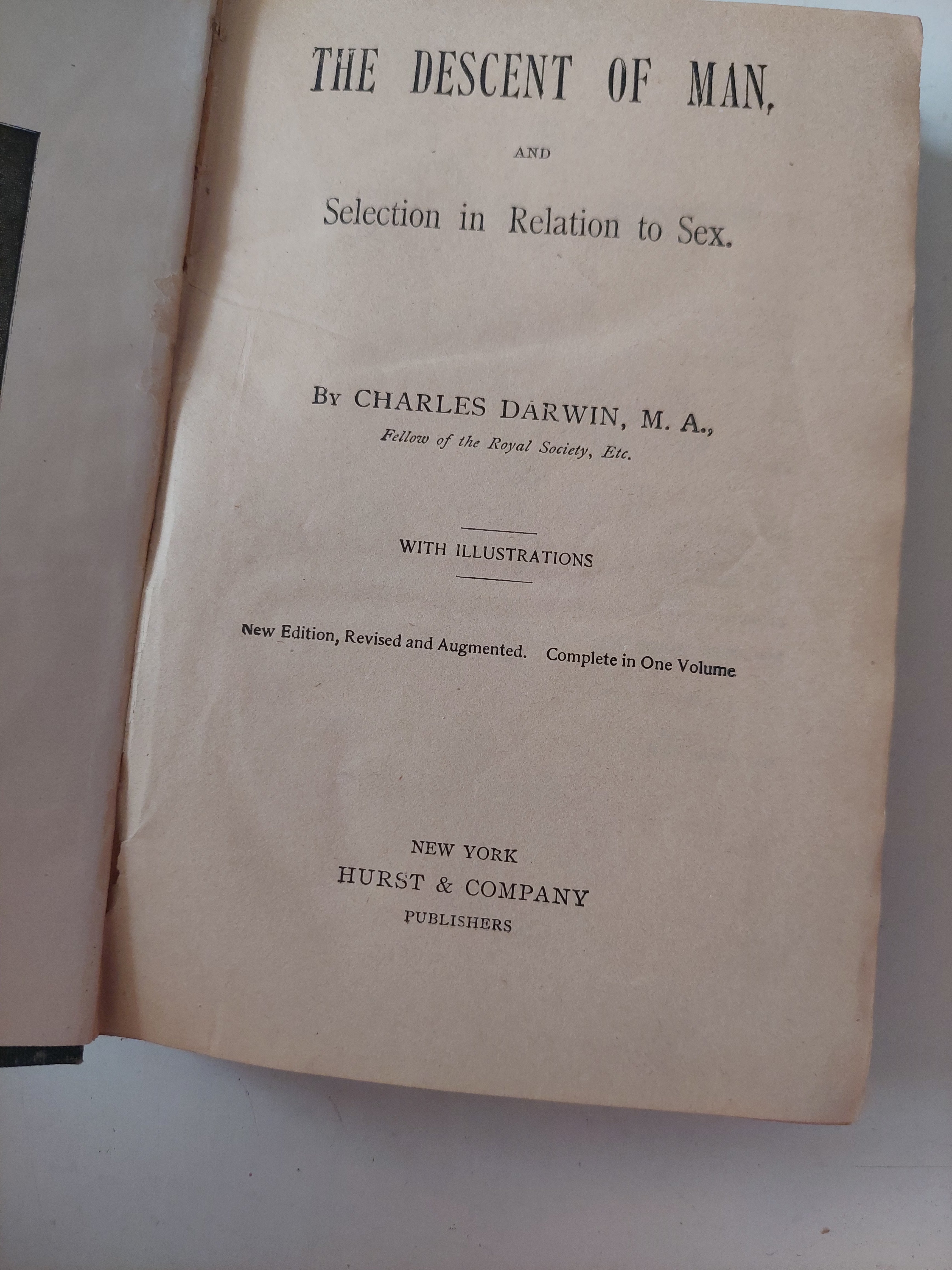 The descent of man and selection in relation to sex / Charles Darwin - هارد كفر