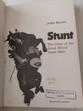Stunt .. the story of the great movie stuntmen / John Baxter  - هارد كفر ملحق بالصور
