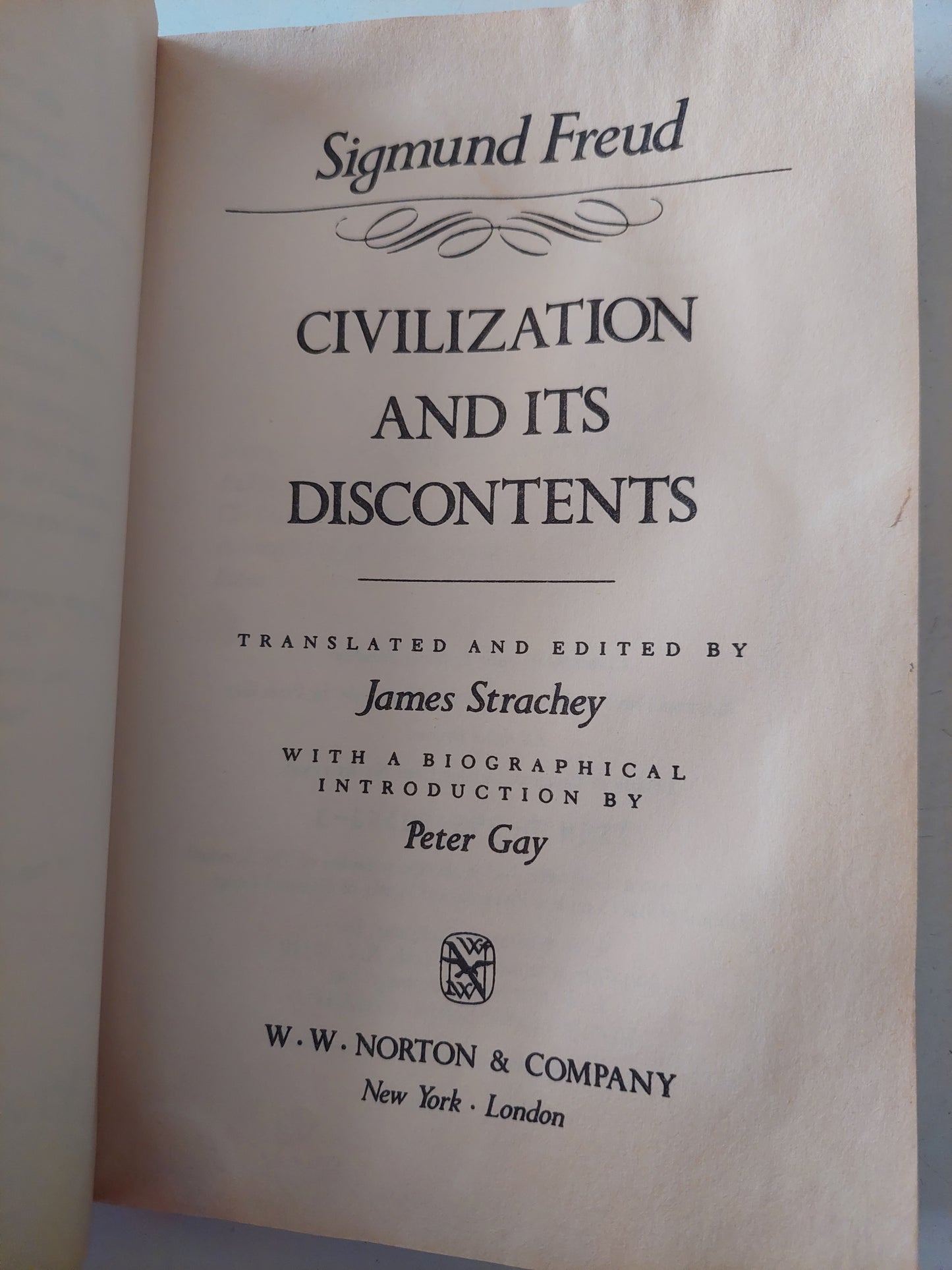 Civilizations and its discontents / Sigmund Freud