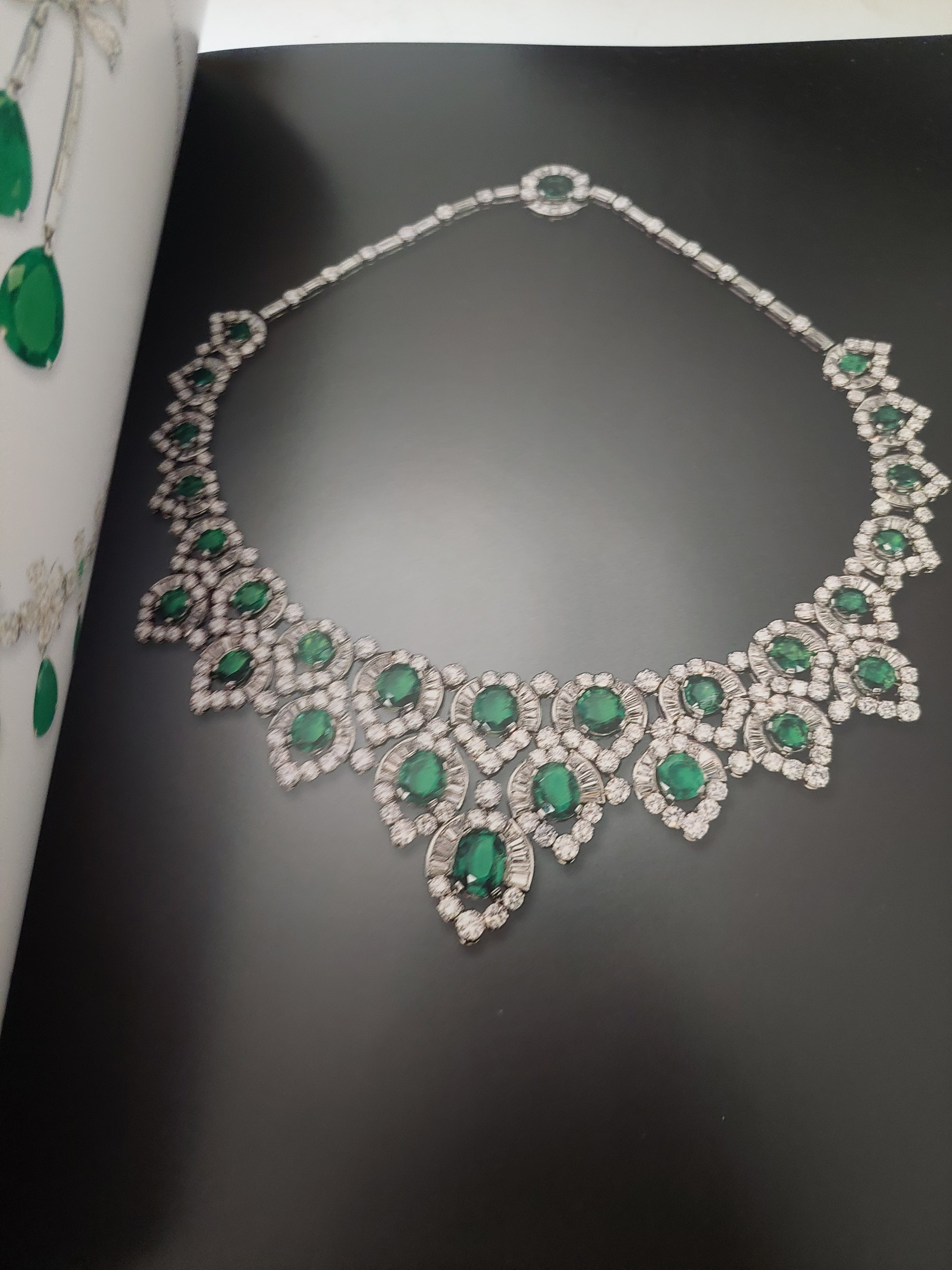 Bvlgari /Daniella Mascetti & Amanda Triossi - قطع كبير هارد كفر / ملحق بالصور - متجر كتب مصرمتجر كتب مصر