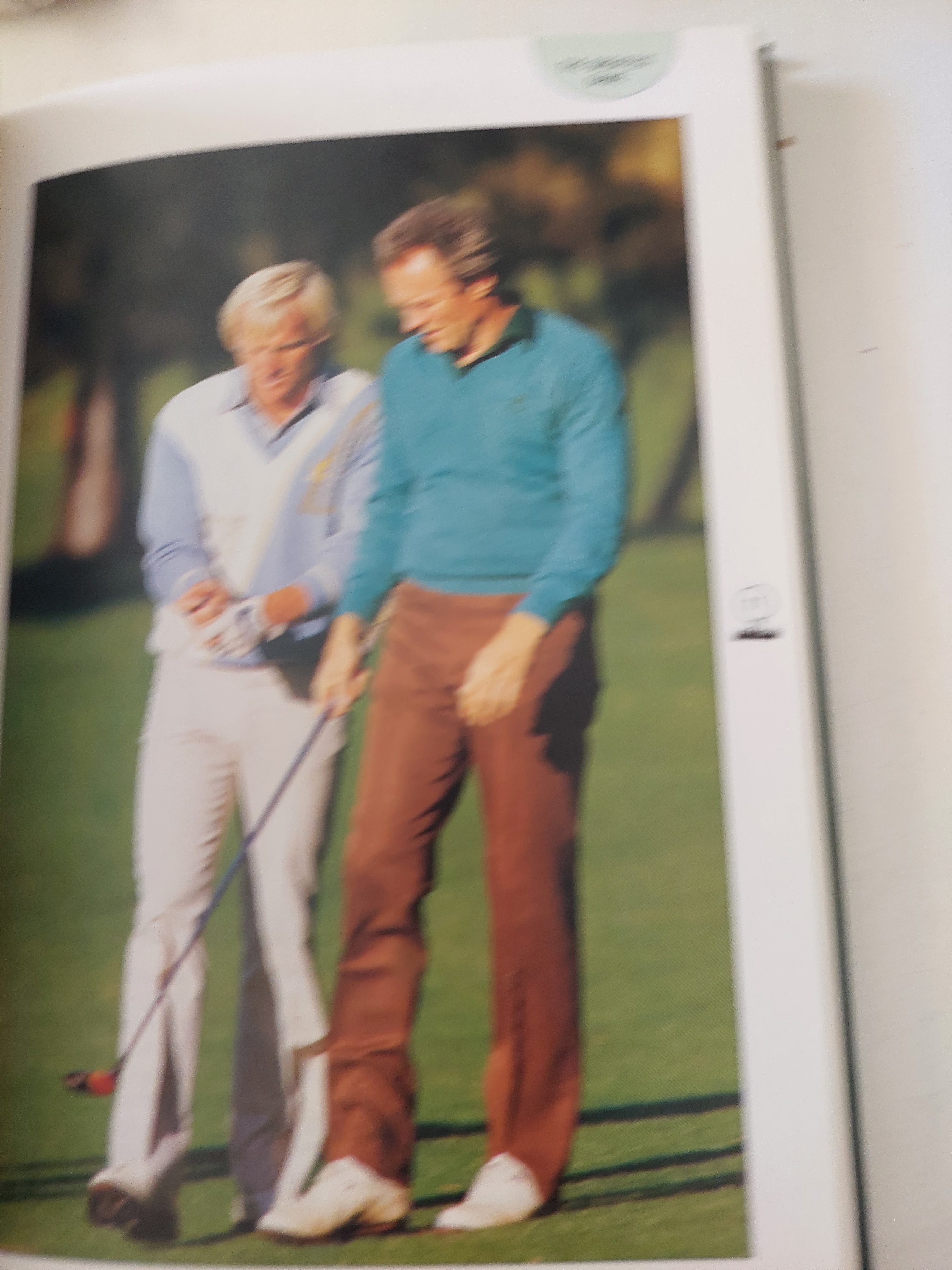 The golf handbook / Peter Aliss - هارد كفر ملحق بالصور - متجر كتب مصرمتجر كتب مصر