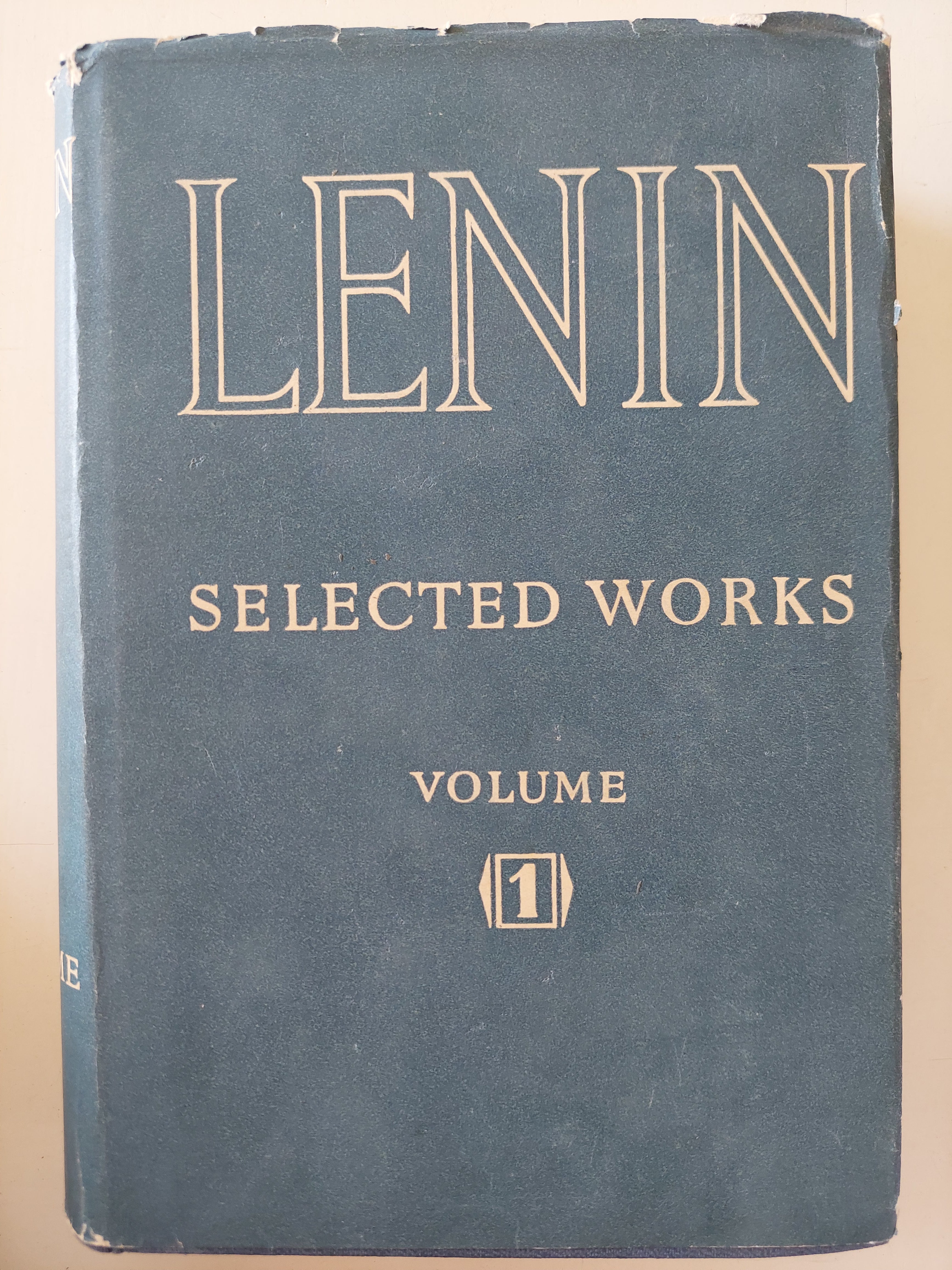 Selected works / Lenin - ٣ أجزاء هارد كفر ١٩٦٠