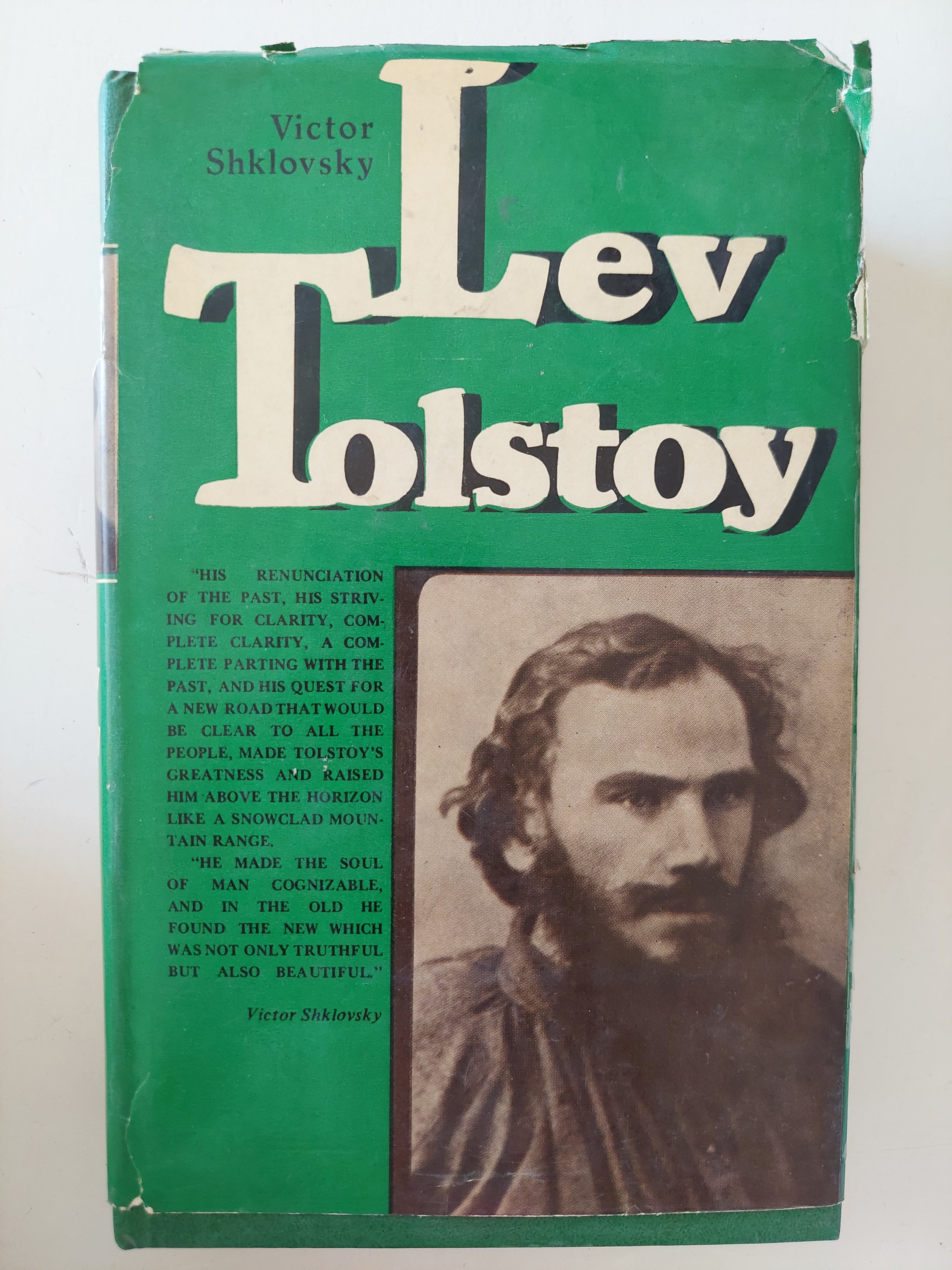 Lev Tolstoy / Victor Shklovsky