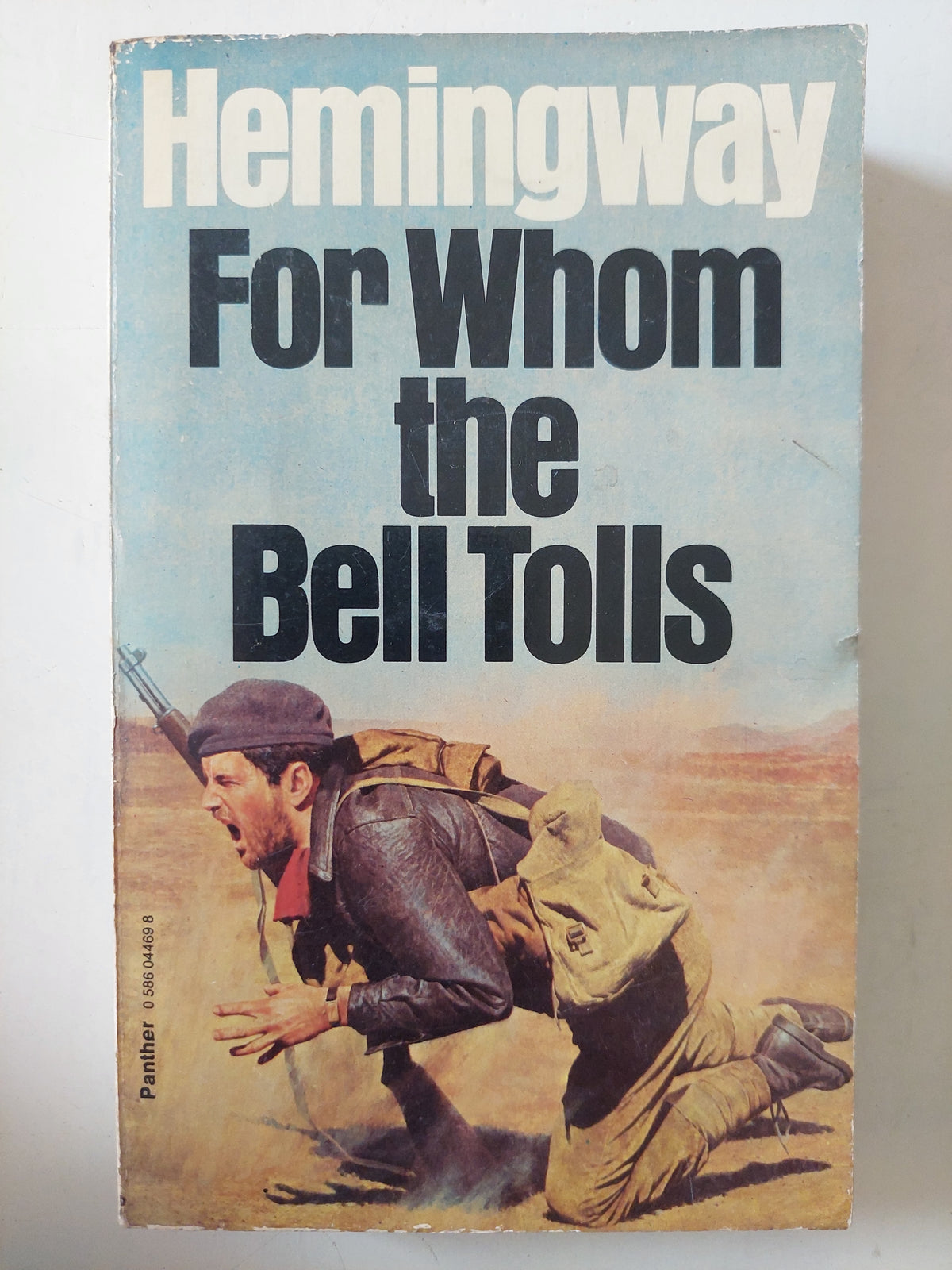 For whom the bell tolls / Hemingway