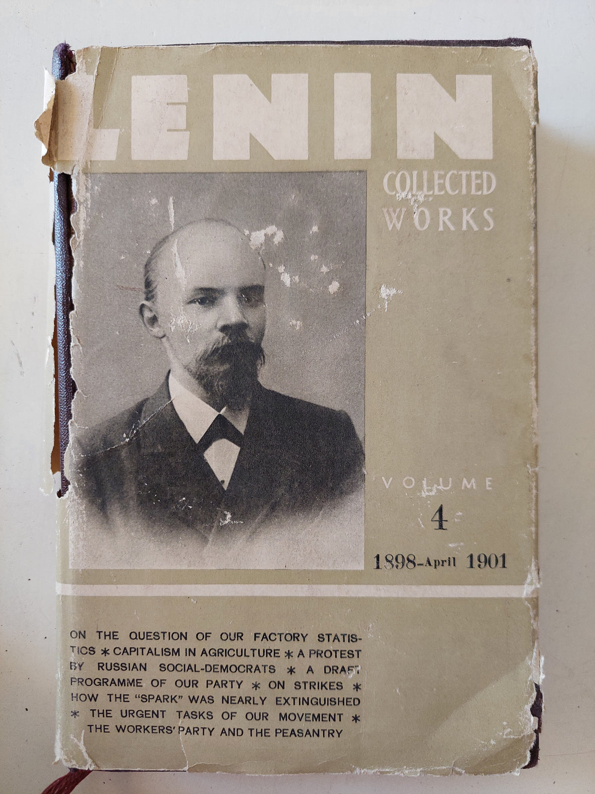 Collected works Vol 4 / Vladimir Lenin - هارد كفر