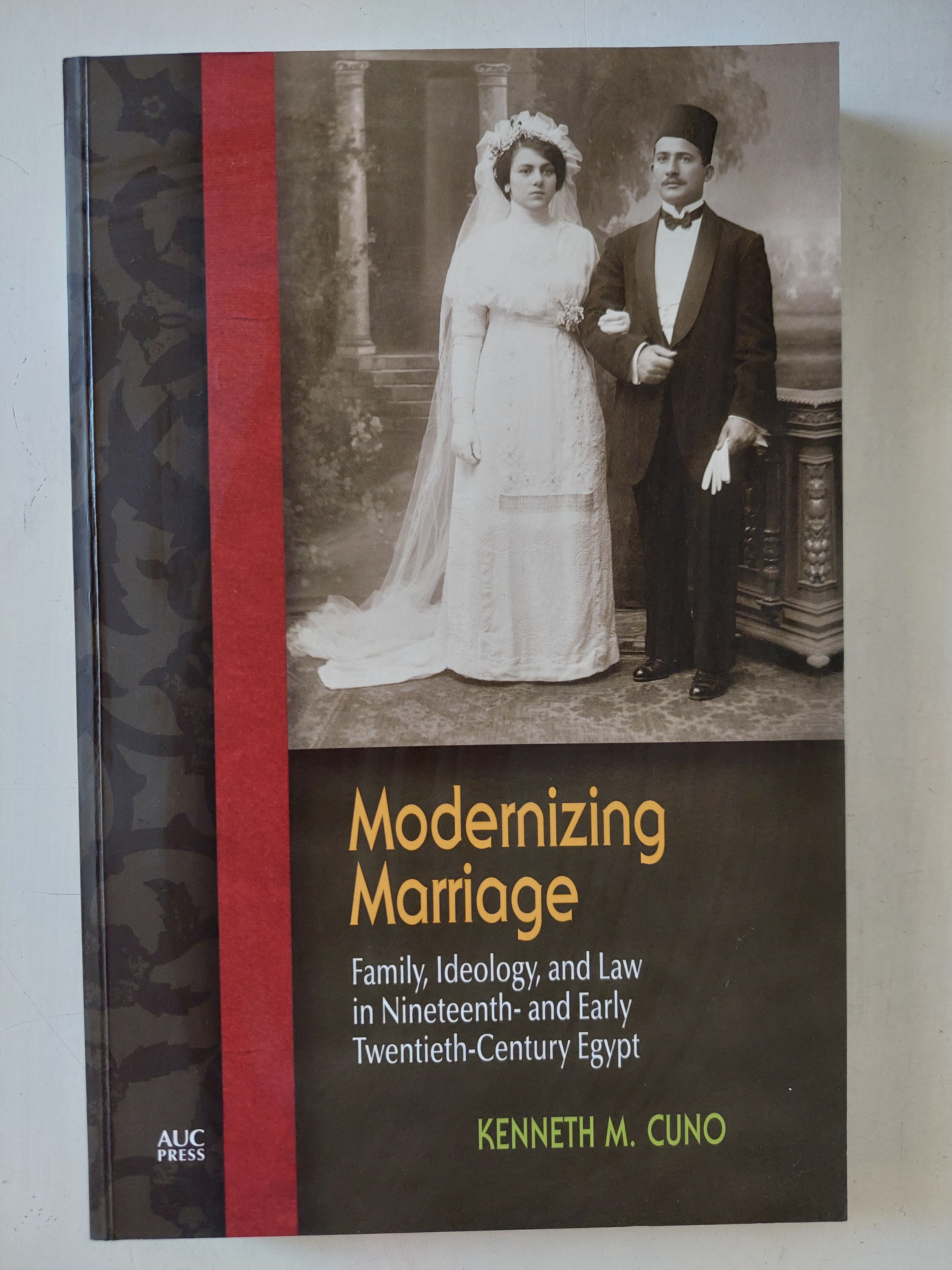Modernizing Marriage / Kenneth Cuno