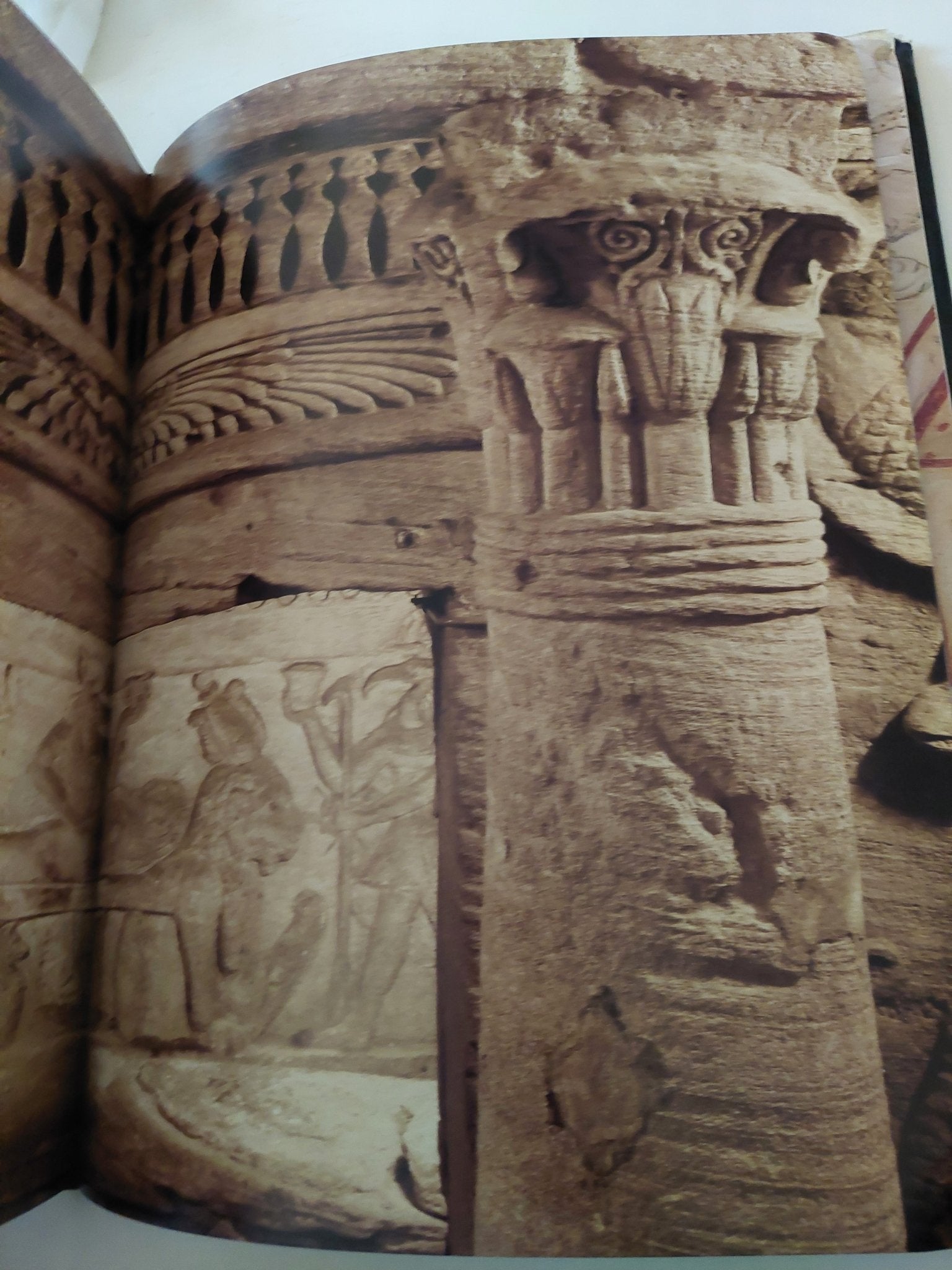 Alexandria .. the site and the history - قطع كبير ملحق بالصور / هارد كفر - متجر كتب مصر - متجر كتب مصر