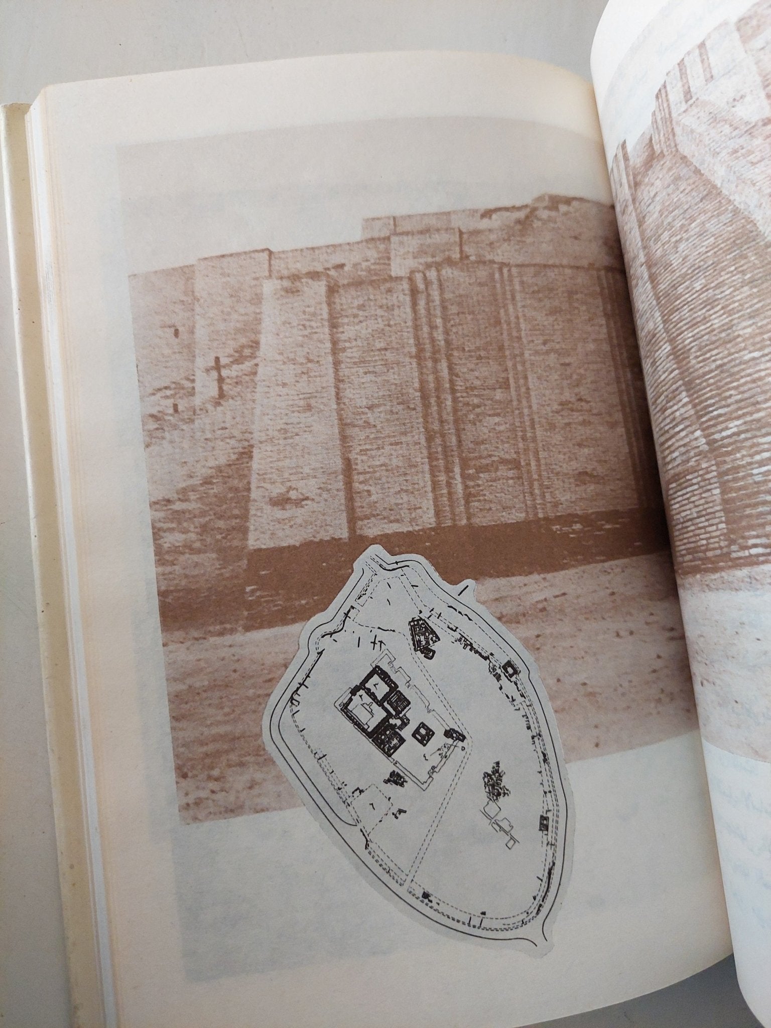 المدن الأولى / غولايف - دار التقدم موسكو - متجر كتب مصرمتجر كتب مصر