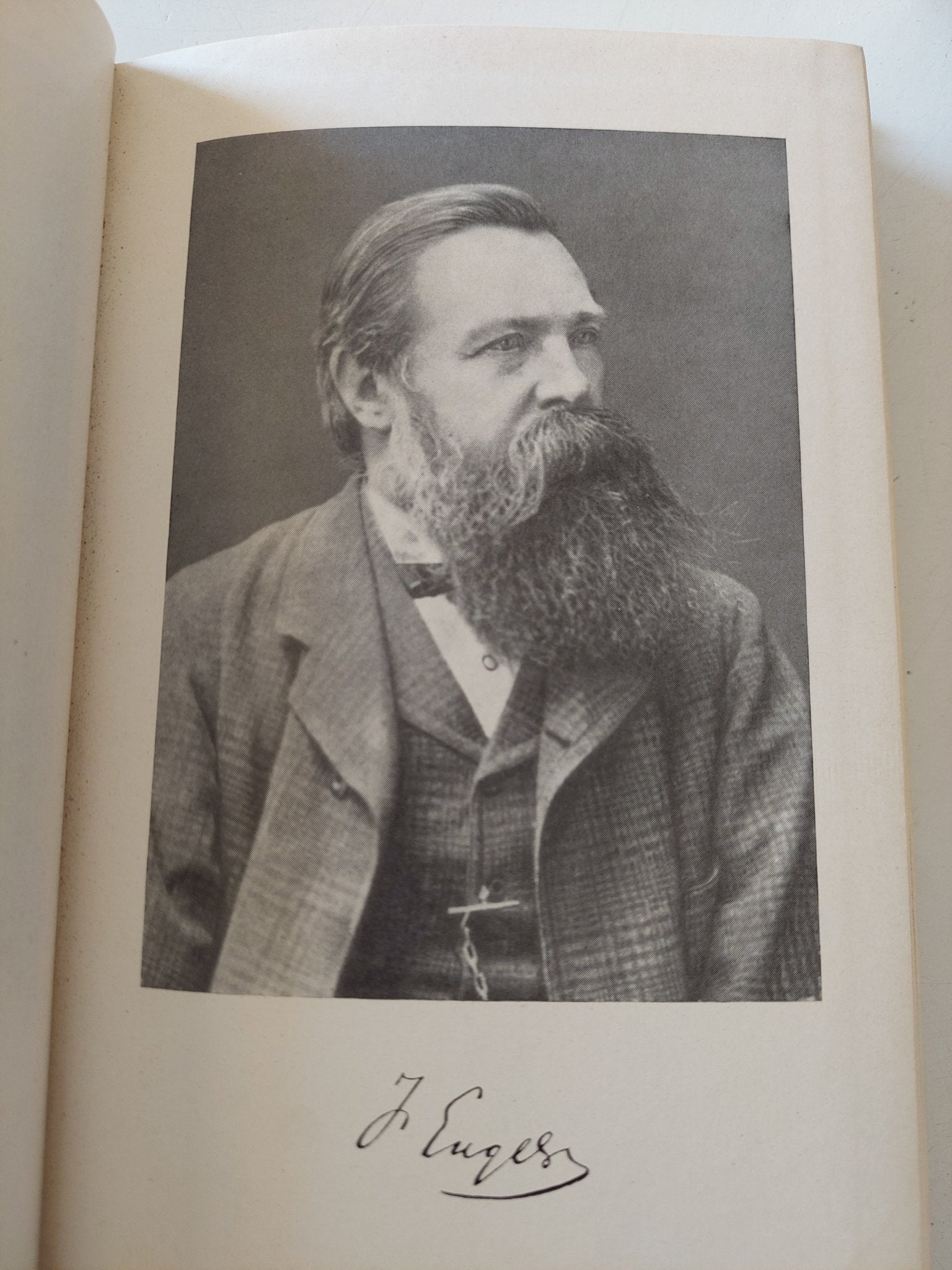 Articles on Britain / Marx and Engels - هارد كفر / دار التقدم - موسكو - متجر كتب مصر - متجر كتب مصر