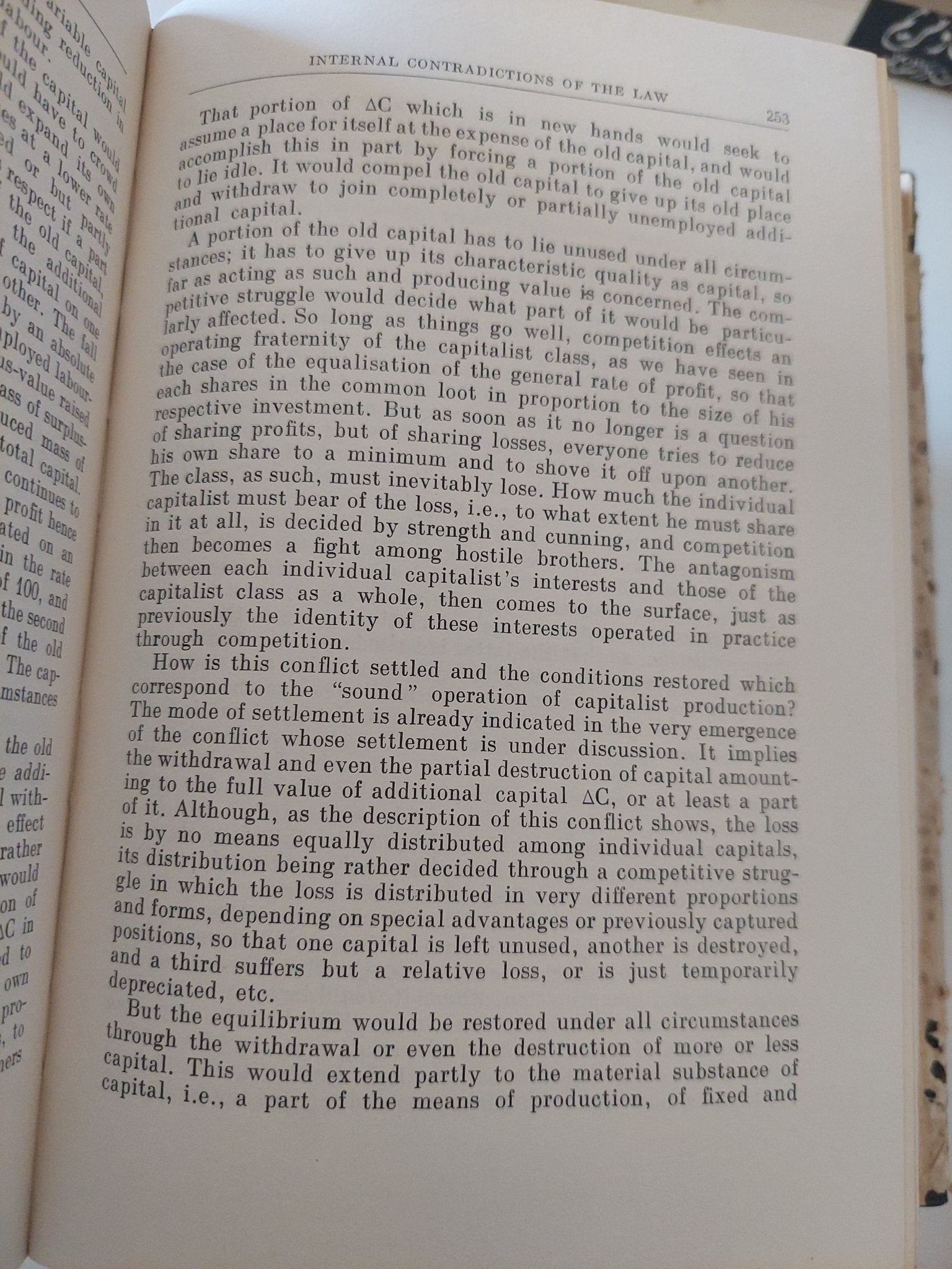 Capital / Karl Marx - ٣ أجزاء هارد كفر - متجر كتب مصر - المكتبة الفلسفية