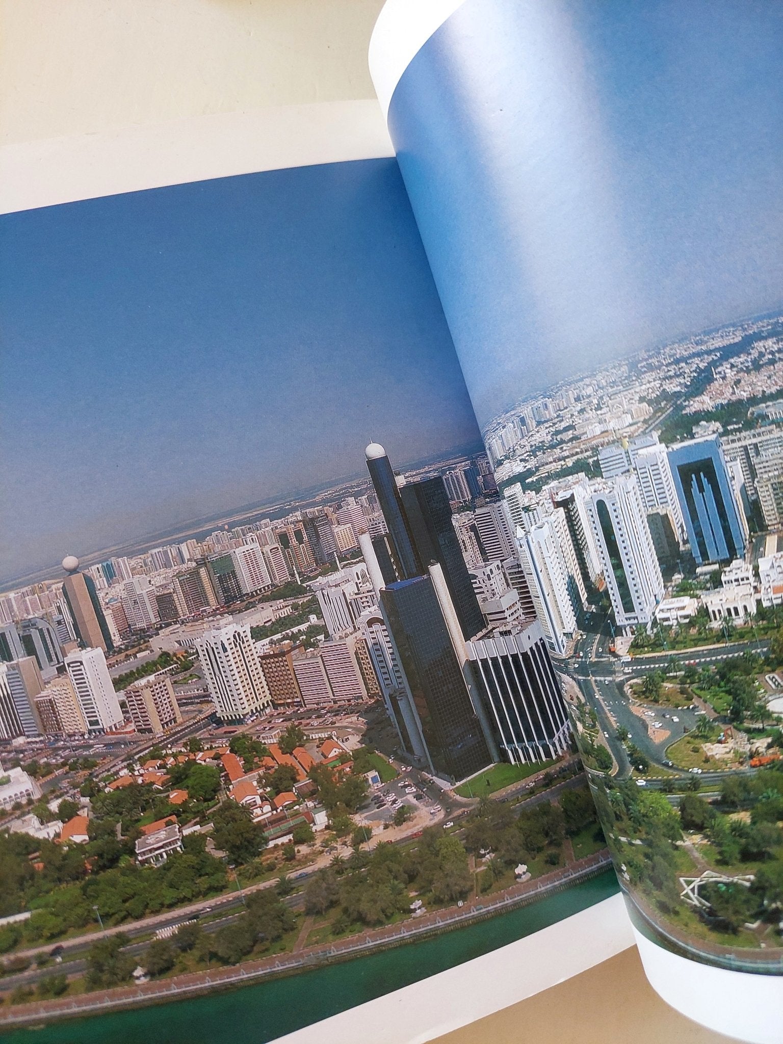 دولة الإمارات العربية المتحدة ١٩٩٩ - متجر كتب مصرمتجر كتب مصر