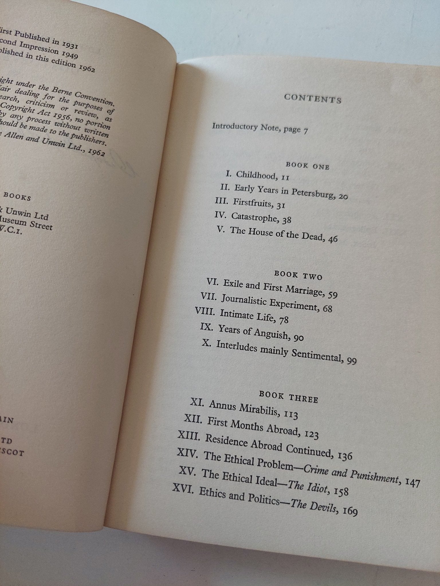 Dostoevsky / E. H. Carr - متجر كتب مصر - متجر كتب مصر