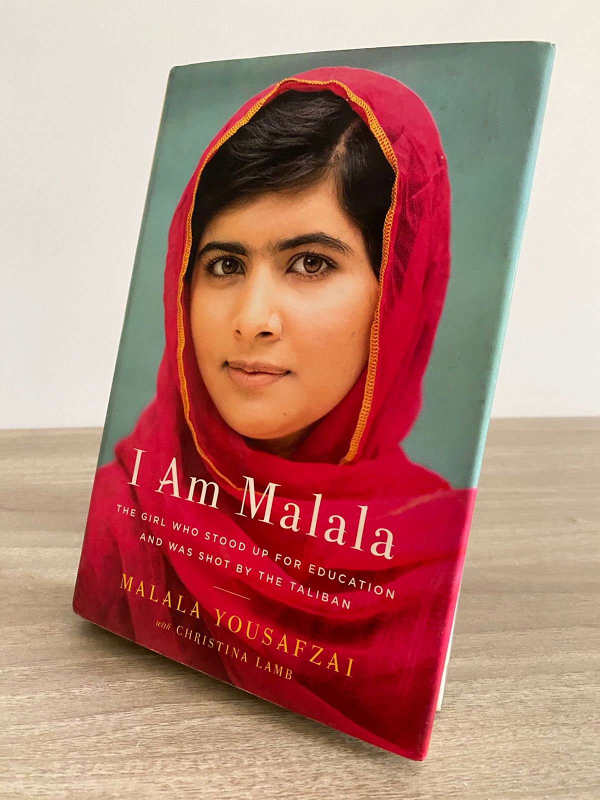 I am Malala / Malala Yousafzai - هارد كفر ملحق بالصور - متجر كتب مصر - متجر كتب مصر