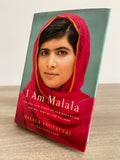 I am Malala / Malala Yousafzai - هارد كفر ملحق بالصور - متجر كتب مصر - متجر كتب مصر