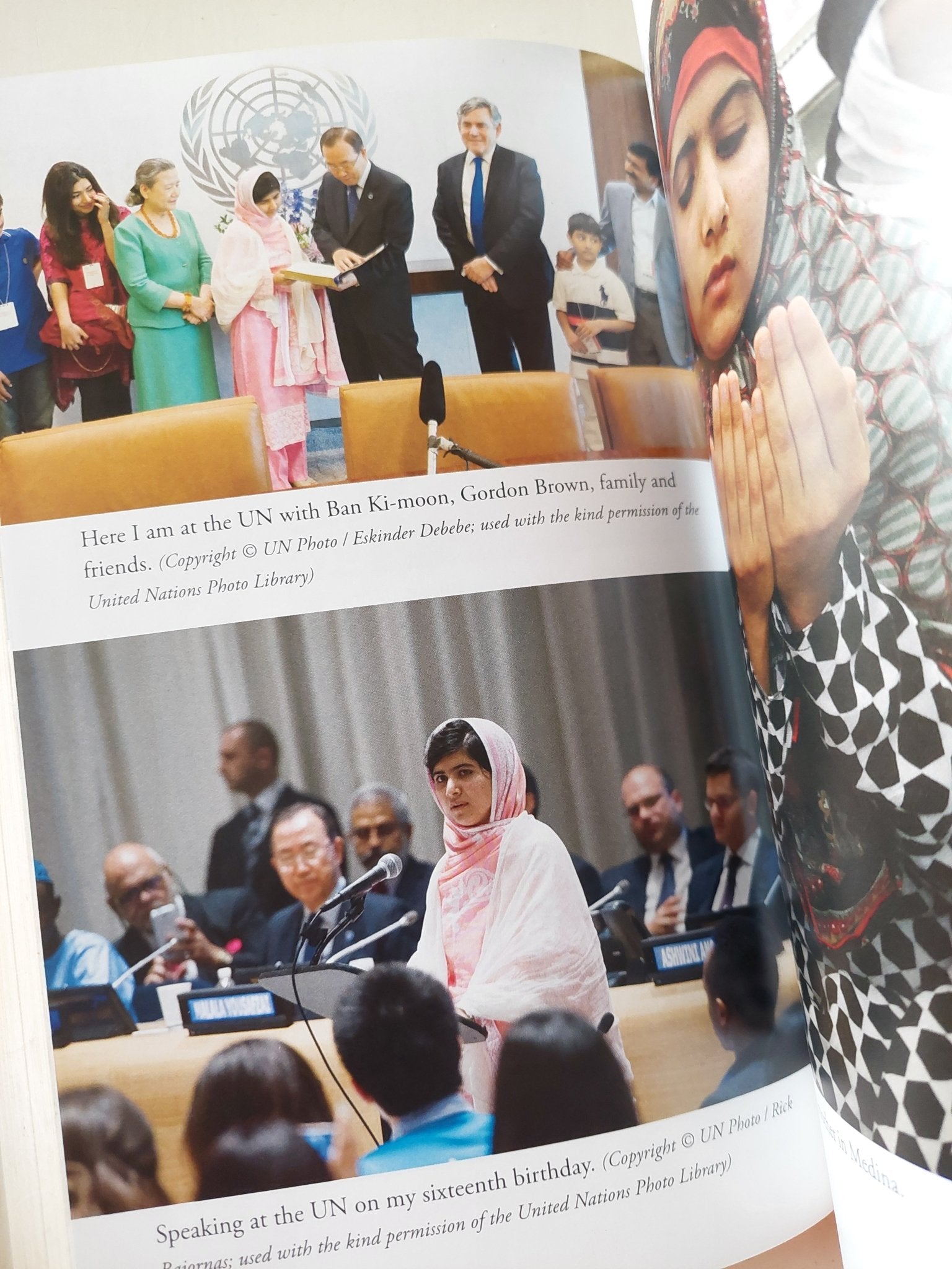 I am Malala / Malala Yousafzai - هارد كفر ملحق بالصور - متجر كتب مصر - متجر كتب مصر