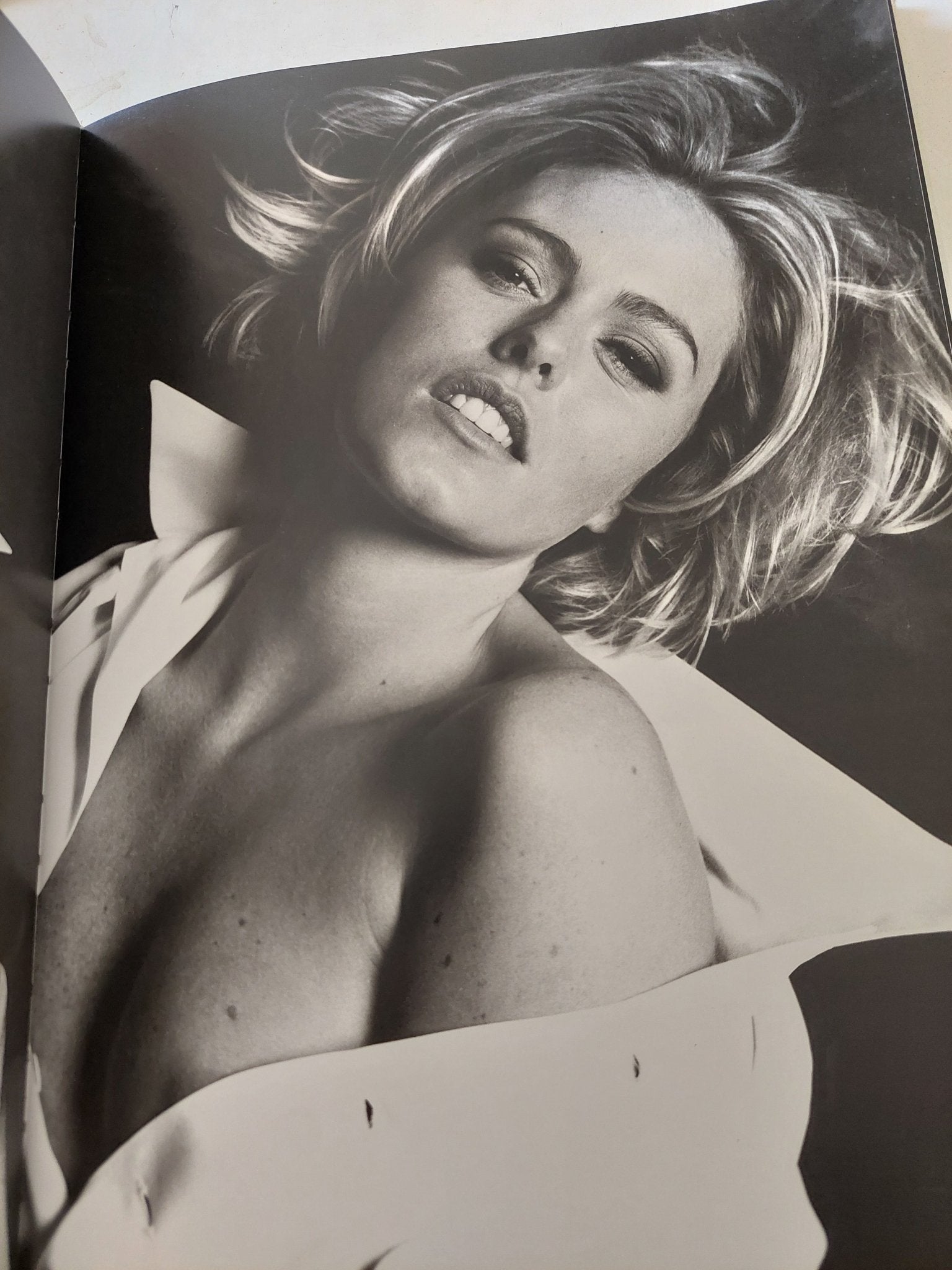If we shadows / David Bailey - قطع كبير هارد كفر ملحق بالصور - متجر كتب مصر - متجر كتب مصر