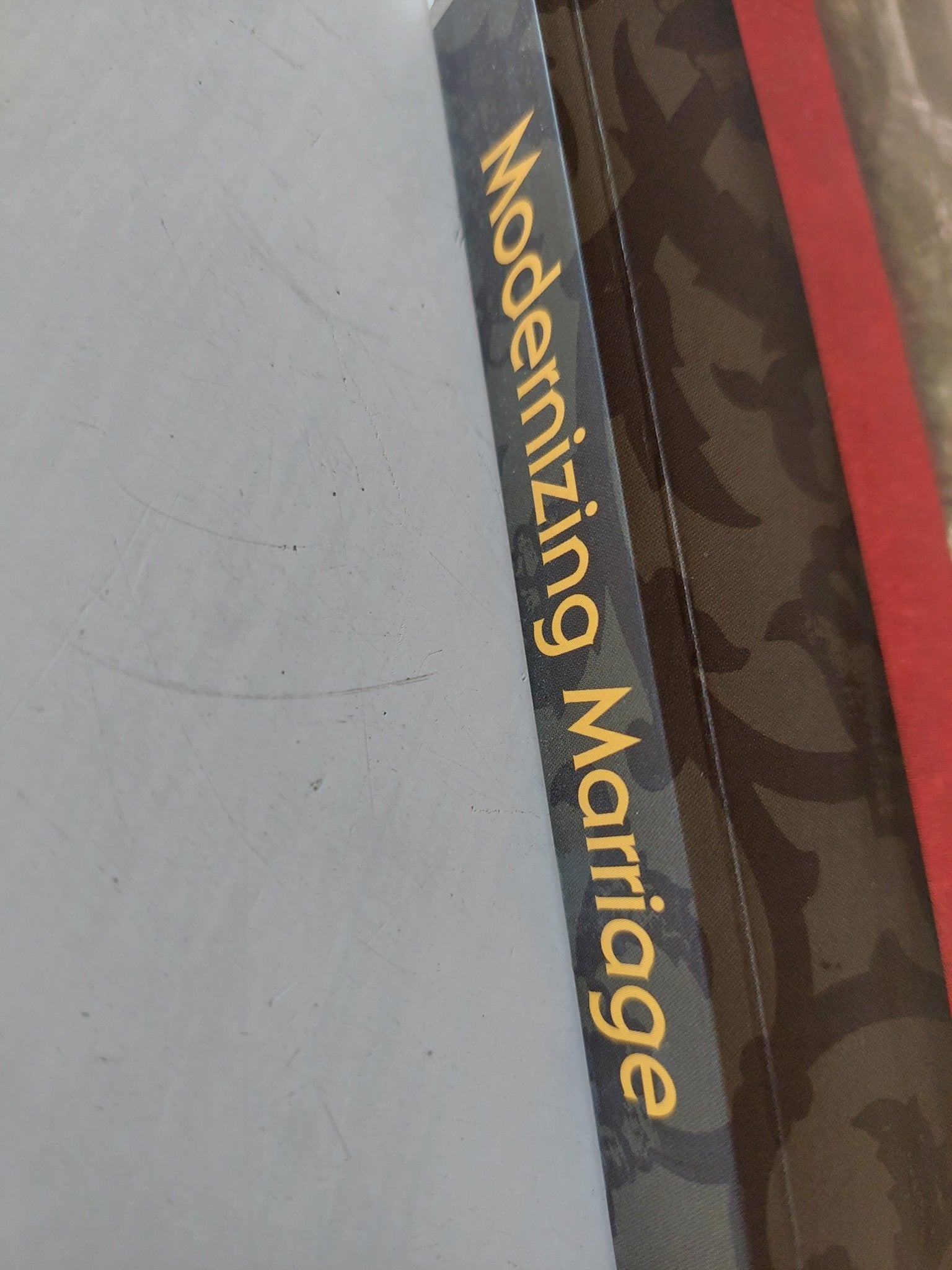 Modernizing Marriage / Kenneth Cuno - متجر كتب مصر - المكتبة الفلسفية