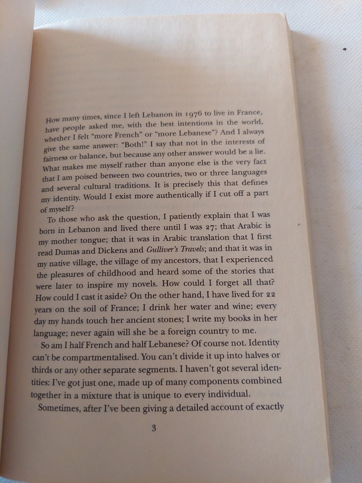 On identity / Amin Maalouf - متجر كتب مصر - متجر كتب مصر
