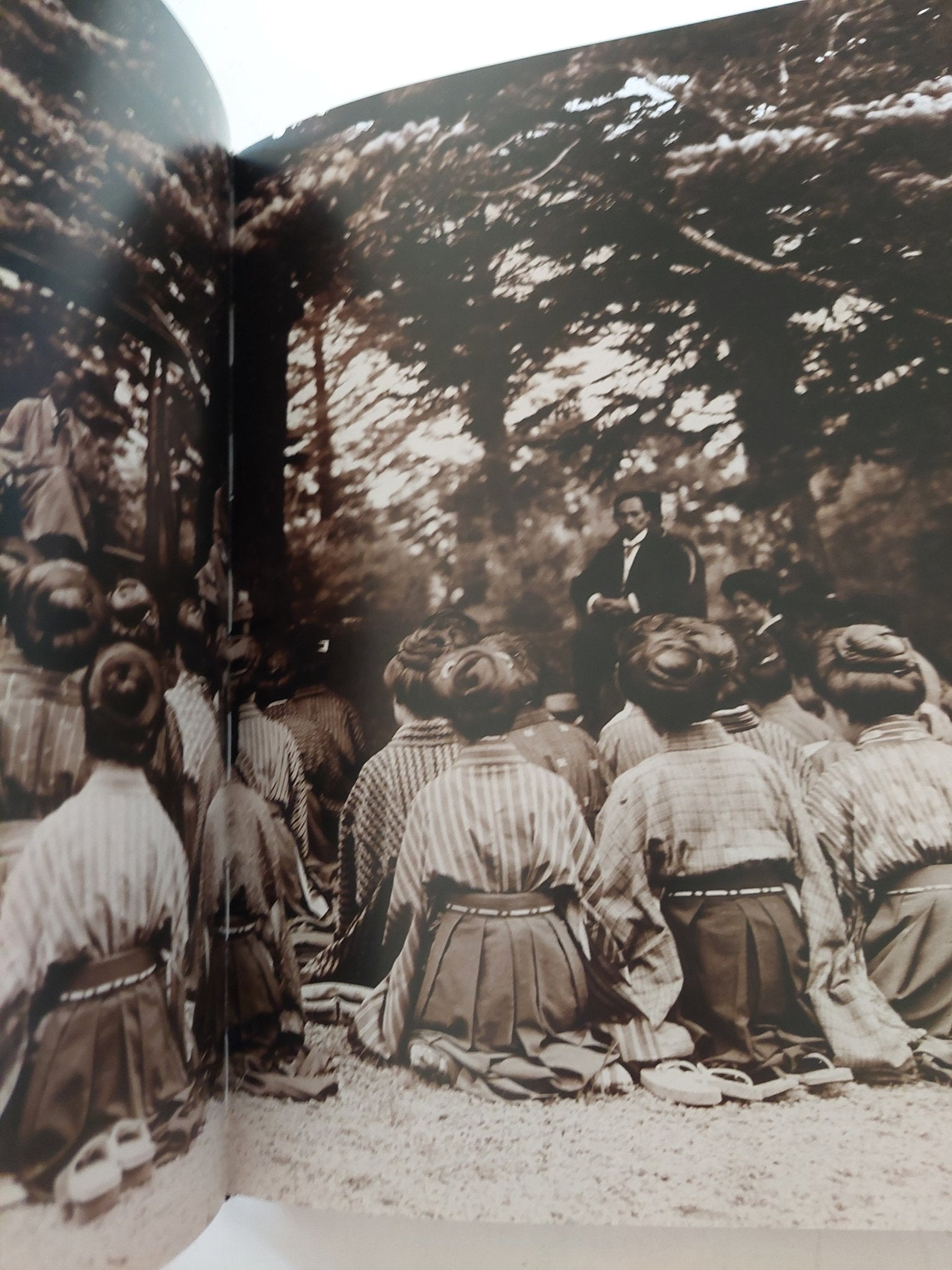 Rabindranath Tagore: A Commemorative Volume - قطع كبير ملحق بالصور / هارد كفر - متجر كتب مصر - متجر كتب مصر