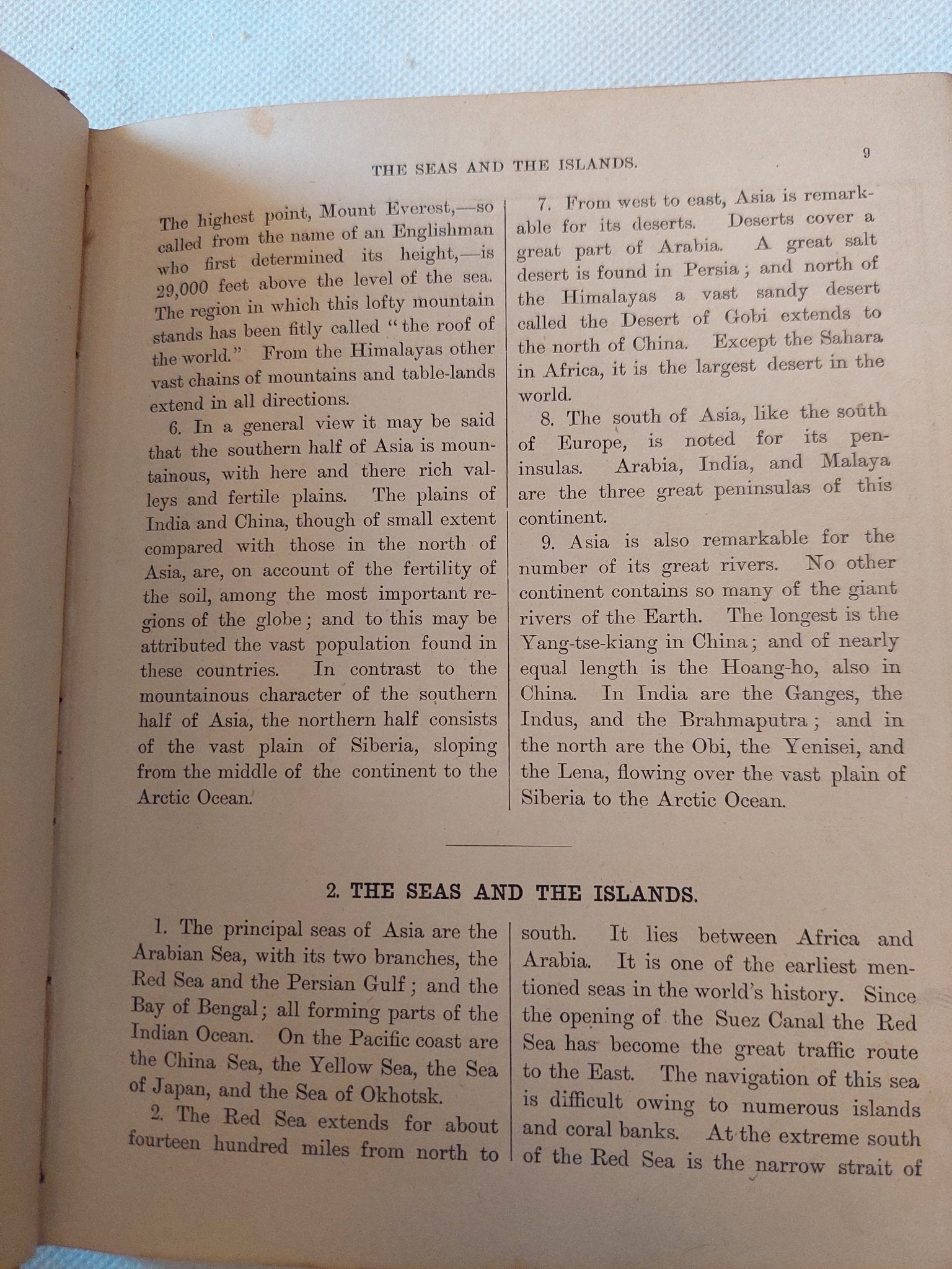 Royal Geographical readers - هارد كفر ملحق بالصور - متجر كتب مصر - متجر كتب مصر