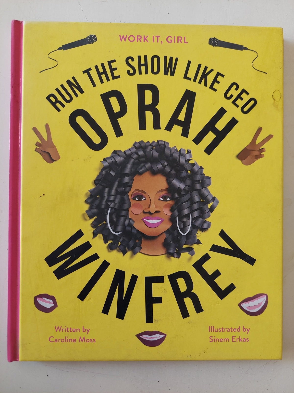 Run the show like CEO Oprah Winfrey / Caroline Moss - قطع كبير هاردكفر - متجر كتب مصر - متجر كتب مصر