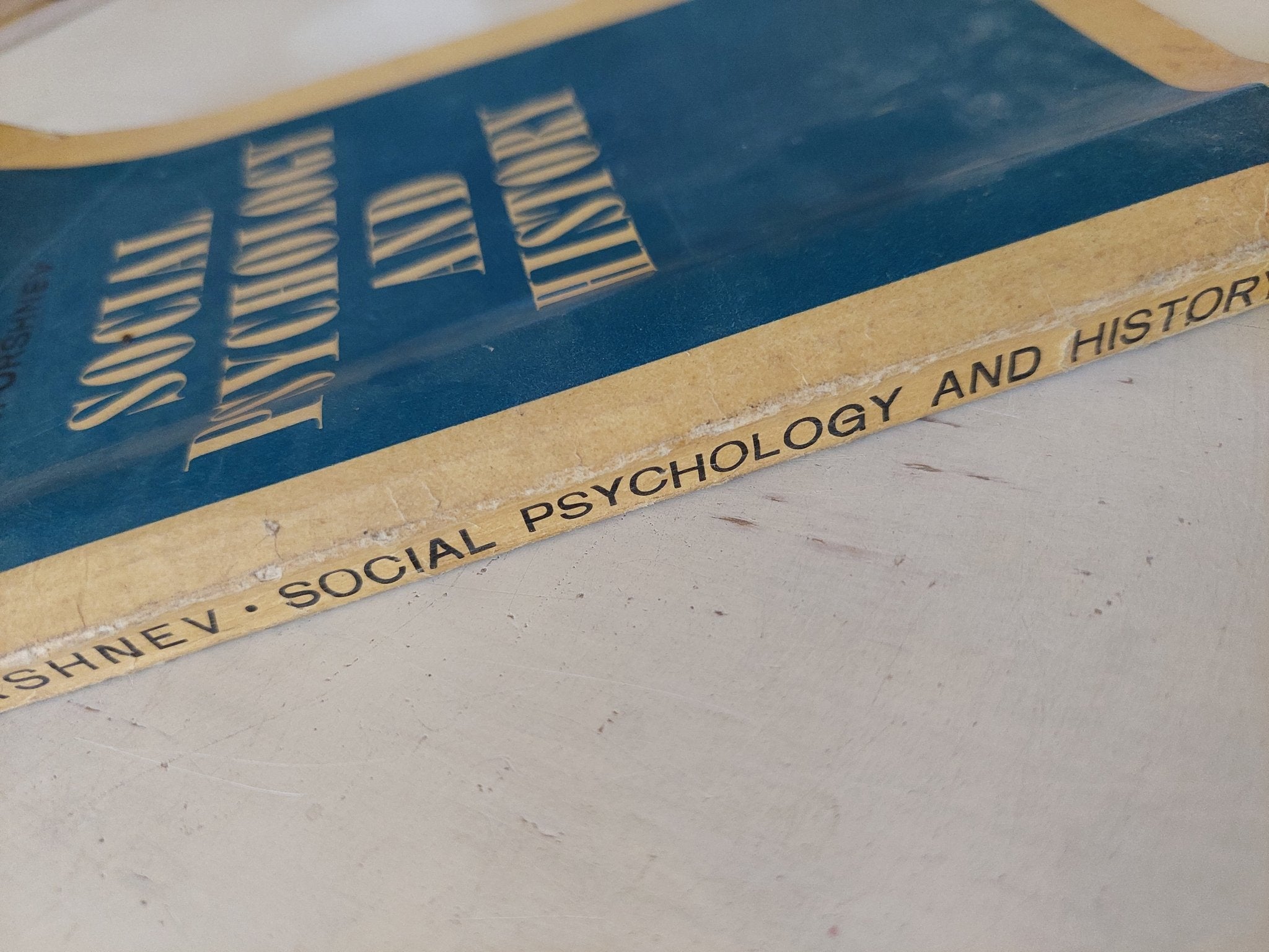 Social psychology and history / B. Porshnev - متجر كتب مصر - المكتبة الفلسفية