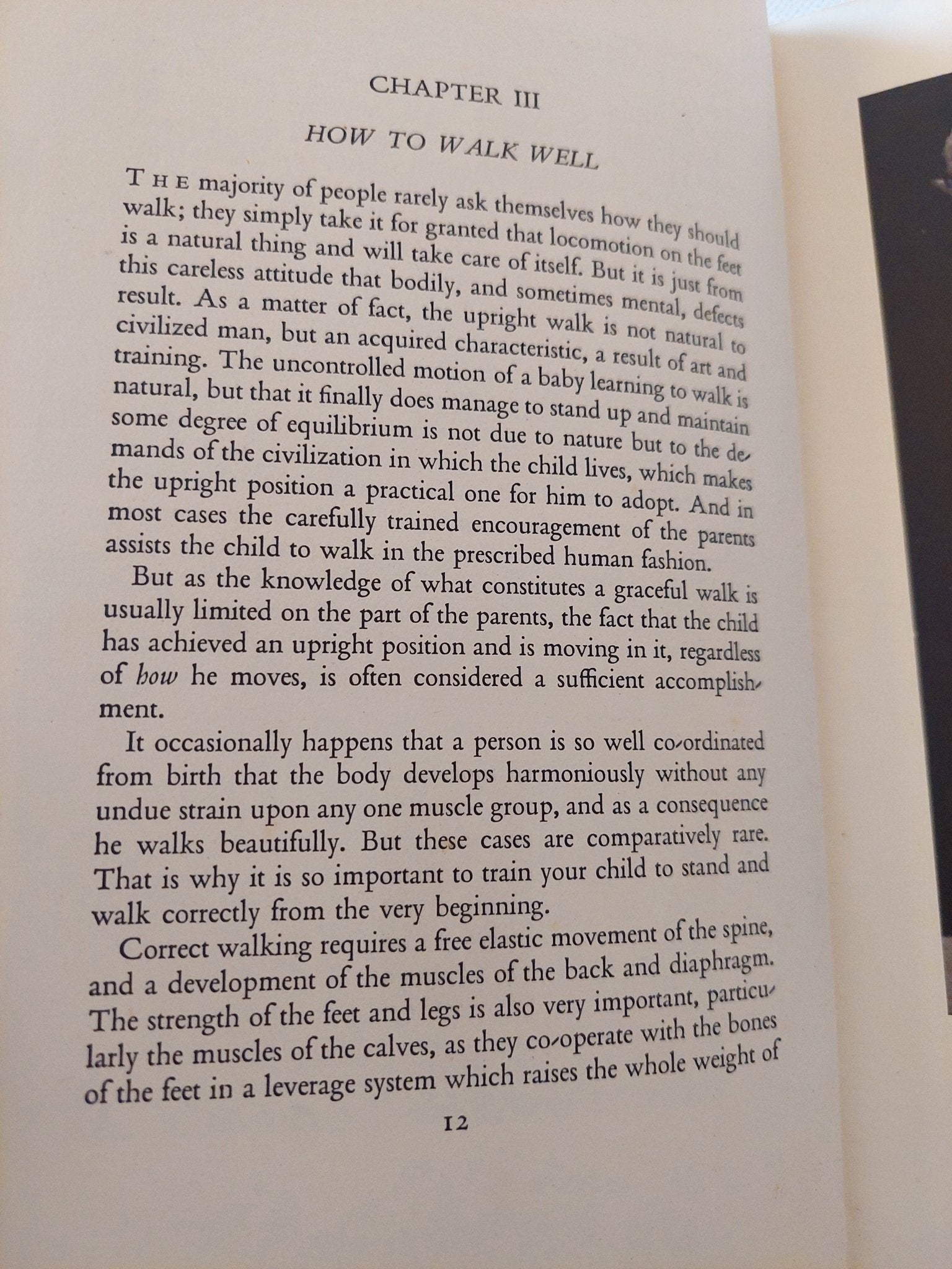 the art od the body / Marguerite Agniel - هارد كفر ملحق بالصور - متجر كتب مصر - متجر كتب مصر