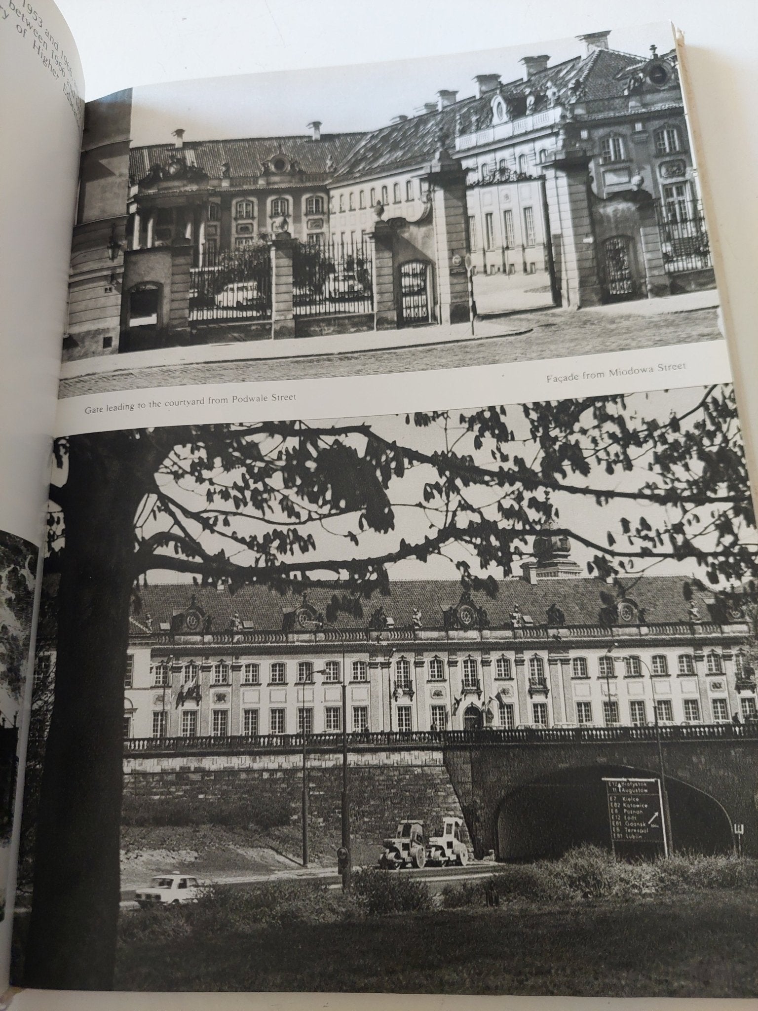 The book of Warsaw palaces / Tadeus S. Jaroszewski - قطع كبير ملحق بالصور - متجر كتب مصر - متجر كتب مصر